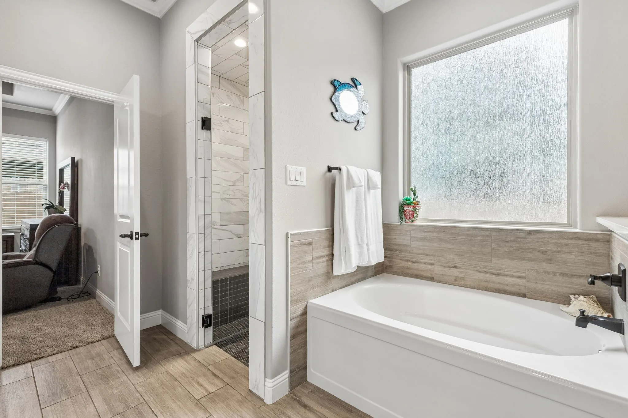 Single Family Residence For Rent in Denton County , 101 Sycamore Lane, Roanoke, Texas 76262, 3 Bedroom, 3 Bathroom, 3 Garage spaces, 2,319 Sqft, built in 2019, mls#21418442, Real Estate Agent in Roanoke, Homes For Rent in Denton county, Homes For Rent in Roanoke, Realtor in Roanoke Texas, Real Estate Brokerage Independent Realty Texas, Luminita Cordes Realtor