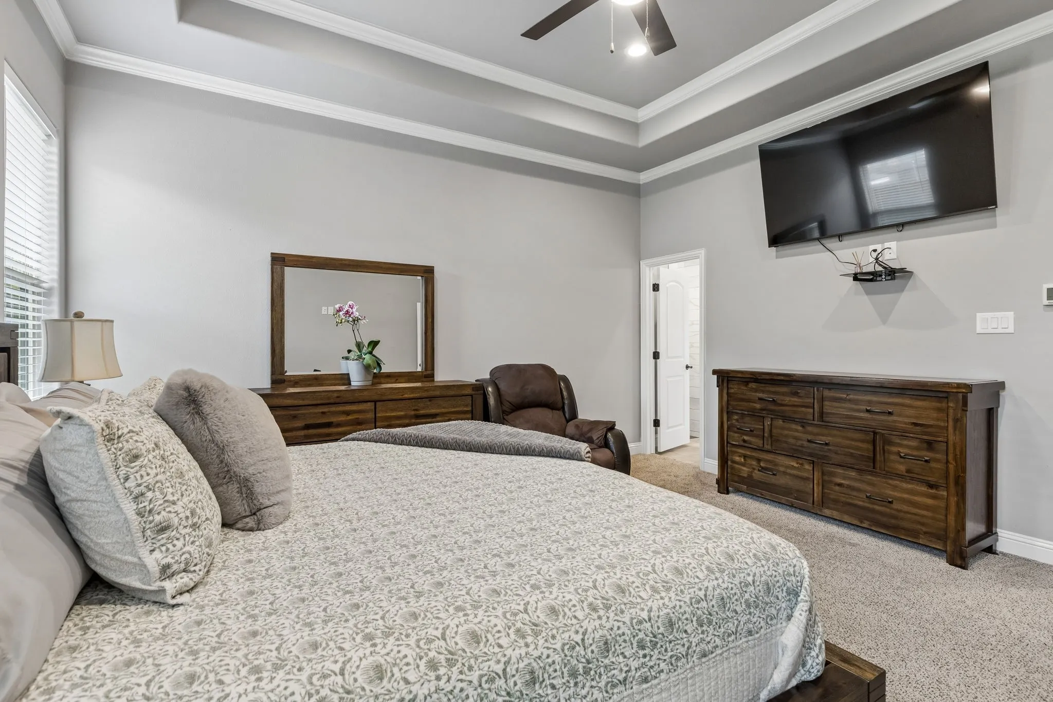 Single Family Residence For Rent in Denton County , 101 Sycamore Lane, Roanoke, Texas 76262, 3 Bedroom, 3 Bathroom, 3 Garage spaces, 2,319 Sqft, built in 2019, mls#21418442, Real Estate Agent in Roanoke, Homes For Rent in Denton county, Homes For Rent in Roanoke, Realtor in Roanoke Texas, Real Estate Brokerage Independent Realty Texas, Luminita Cordes Realtor