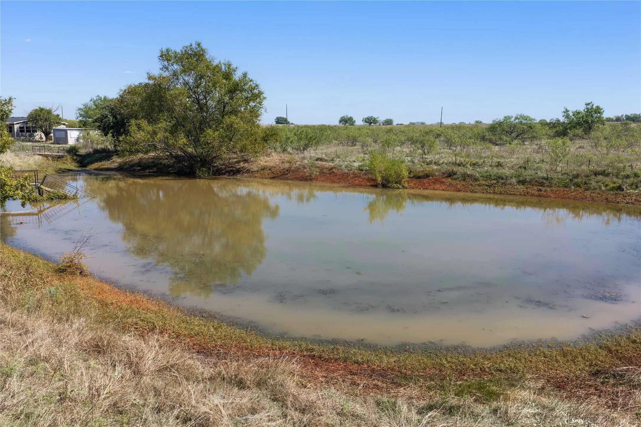 Mobile Home For Sale in Brown County , 1700 County Road 153, Brownwood, Texas 76801, 3 Bedroom, 2 Bathroom, Garage spaces, 2,376 Sqft, built in 2001, mls#21415783, Real Estate Agent in Brownwood, Homes For Sale in Brown county, Homes For Sale in Brownwood, Realtor in Brownwood Texas, Real Estate Brokerage Independent Realty Texas, Luminita Cordes Realtor