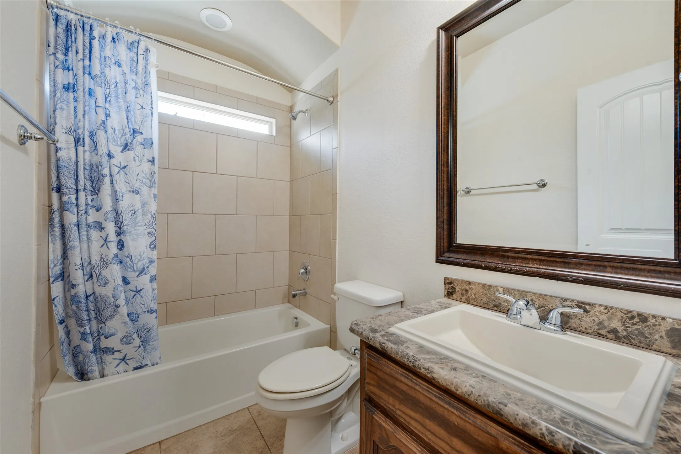 Single Family Residence For Sale in Denton County , 3101 Buckthorn Lane, Denton, Texas 76226, 3 Bedroom, 2 Bathroom, 2 Garage spaces, 1,828 Sqft, built in 2013, mls#21417343, Real Estate Agent in Denton, Homes For Sale in Denton county, Homes For Sale in Denton, Realtor in Denton Texas, Real Estate Brokerage Independent Realty Texas, Luminita Cordes Realtor
