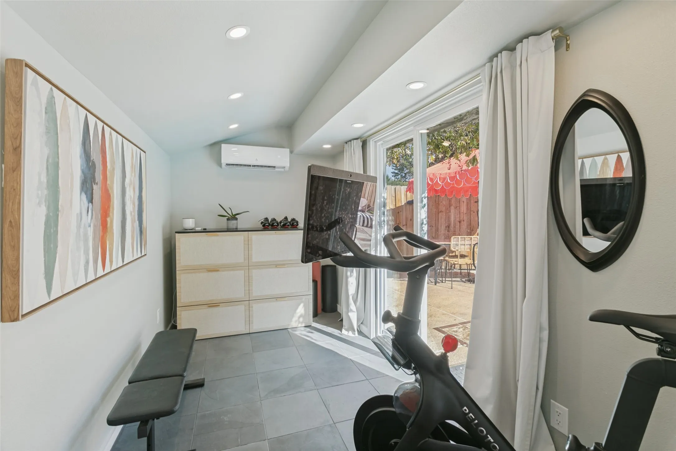 Pool Cabana room