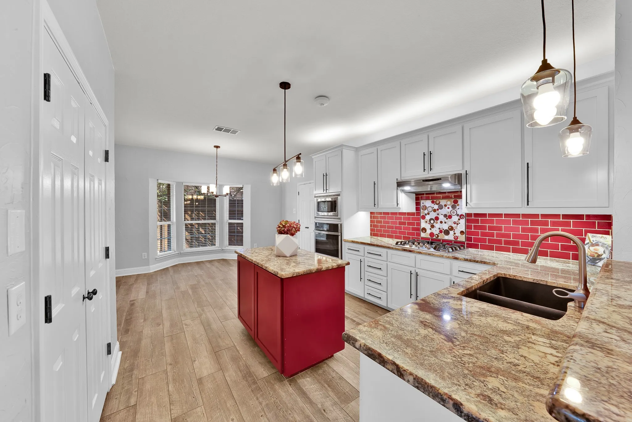 Single Family Residence For Sale in Collin County , 1410 Macrae Court, Allen, Texas 75013, 4 Bedroom, 3 Bathroom, 2 Garage spaces, 2,378 Sqft, built in 1999, mls#21415403, Real Estate Agent in Allen, Homes For Sale in Collin county, Homes For Sale in Allen, Realtor in Allen Texas, Real Estate Brokerage Independent Realty Texas, Luminita Cordes Realtor
