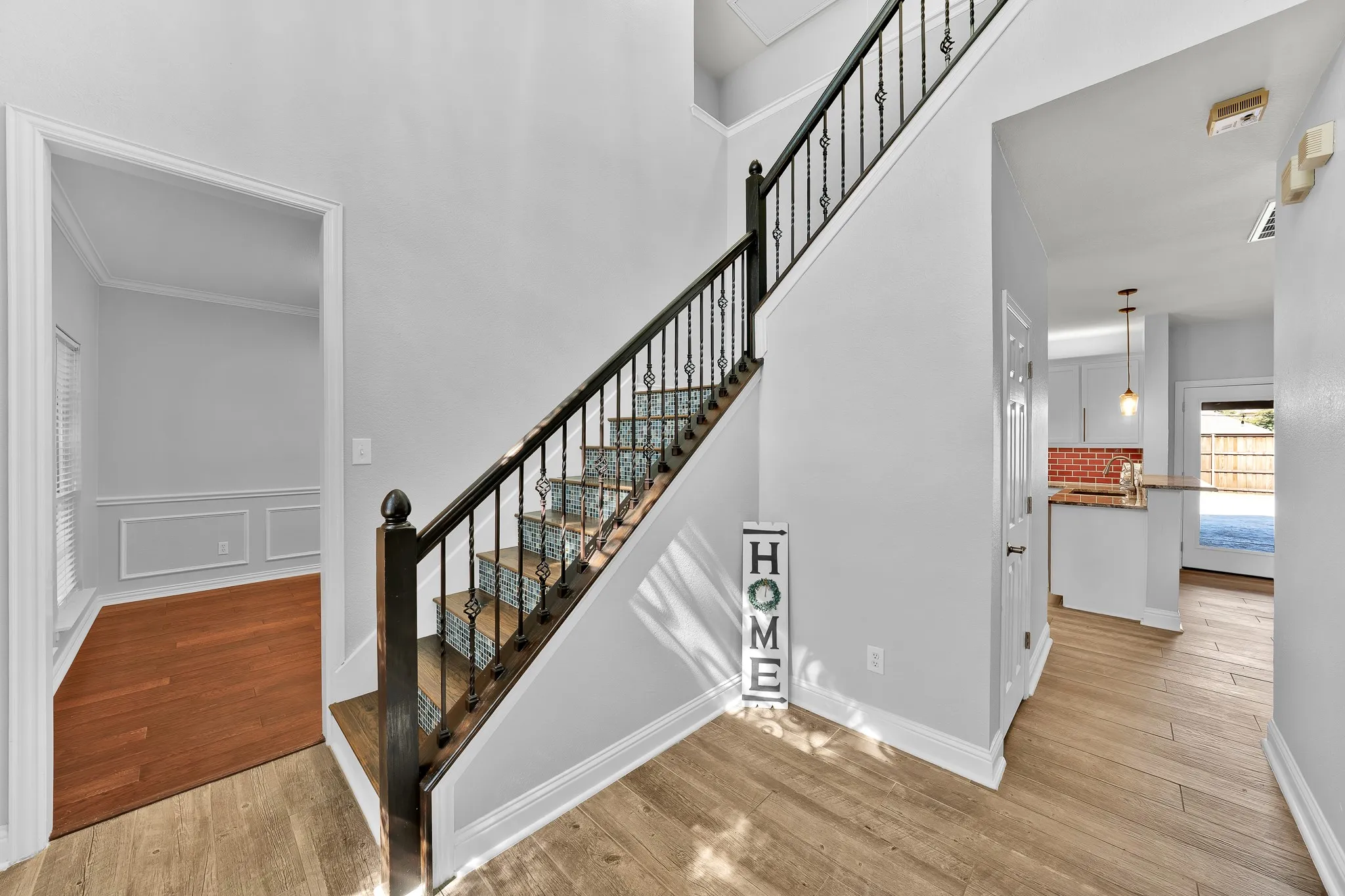 Single Family Residence For Sale in Collin County , 1410 Macrae Court, Allen, Texas 75013, 4 Bedroom, 3 Bathroom, 2 Garage spaces, 2,378 Sqft, built in 1999, mls#21415403, Real Estate Agent in Allen, Homes For Sale in Collin county, Homes For Sale in Allen, Realtor in Allen Texas, Real Estate Brokerage Independent Realty Texas, Luminita Cordes Realtor