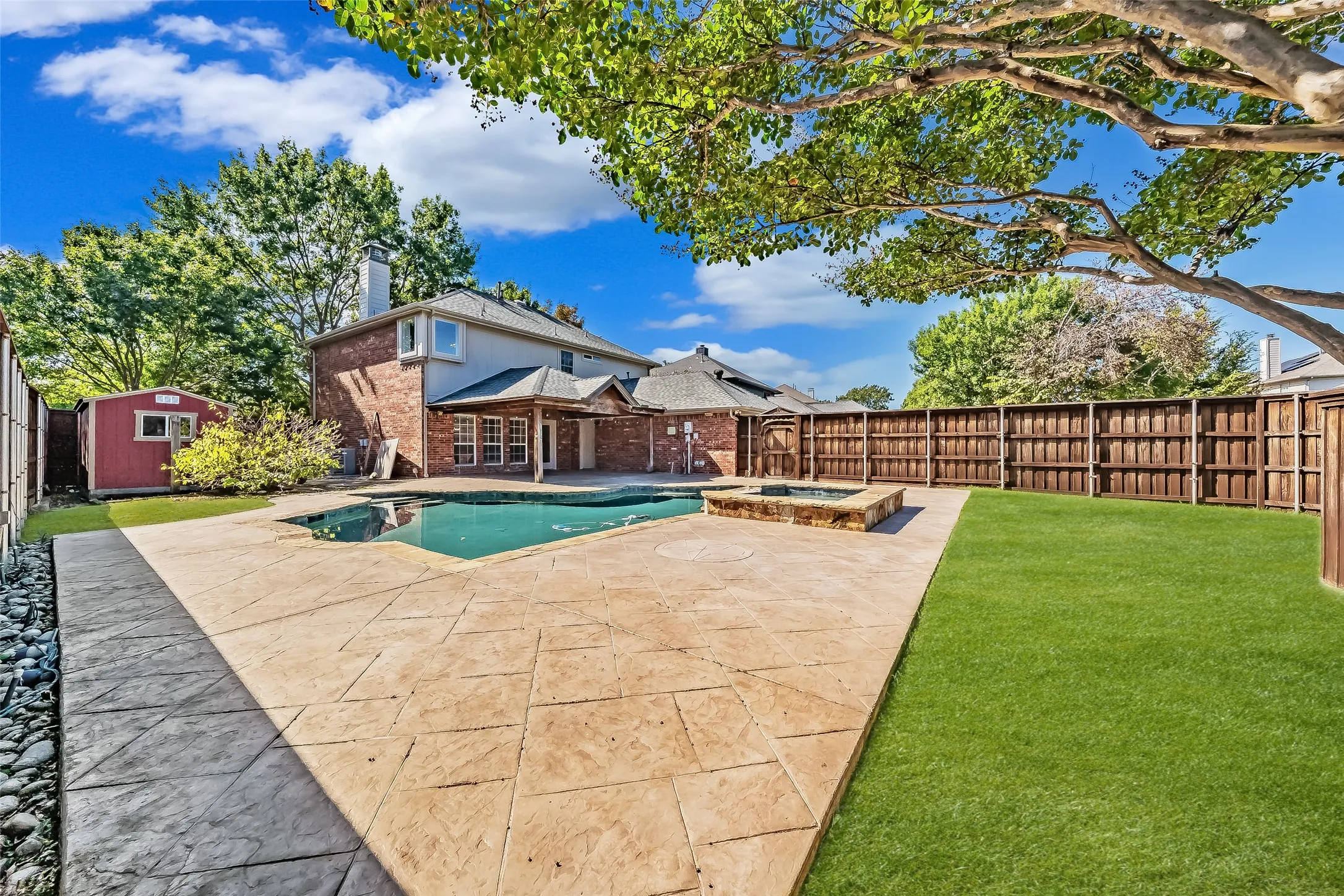 Single Family Residence For Sale in Collin County , 1410 Macrae Court, Allen, Texas 75013, 4 Bedroom, 3 Bathroom, 2 Garage spaces, 2,378 Sqft, built in 1999, mls#21415403, Real Estate Agent in Allen, Homes For Sale in Collin county, Homes For Sale in Allen, Realtor in Allen Texas, Real Estate Brokerage Independent Realty Texas, Luminita Cordes Realtor