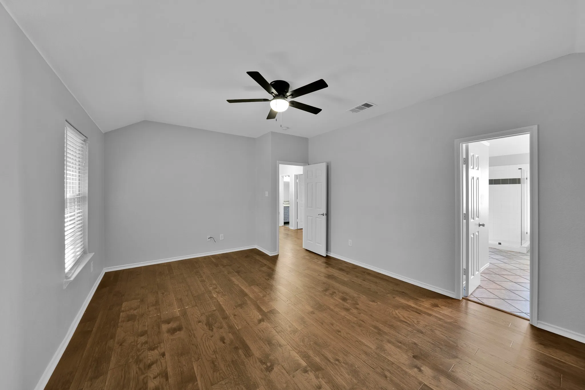 Single Family Residence For Sale in Collin County , 1410 Macrae Court, Allen, Texas 75013, 4 Bedroom, 3 Bathroom, 2 Garage spaces, 2,378 Sqft, built in 1999, mls#21415403, Real Estate Agent in Allen, Homes For Sale in Collin county, Homes For Sale in Allen, Realtor in Allen Texas, Real Estate Brokerage Independent Realty Texas, Luminita Cordes Realtor