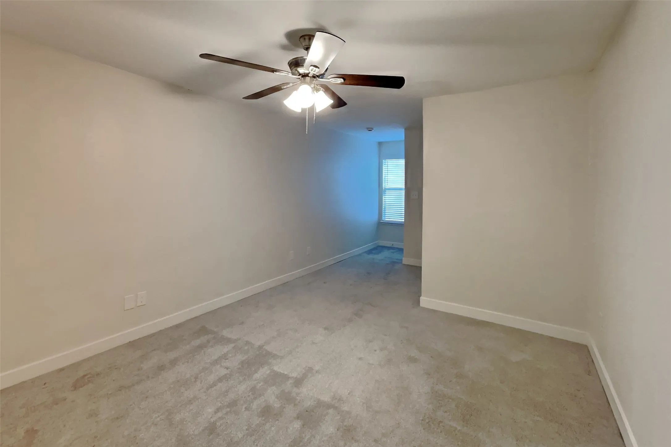 Single Family Residence For Rent in Collin County , 10650 Quest Drive, Frisco, Texas 75035, 3 Bedroom, 2 Bathroom, 2 Garage spaces, 1,349 Sqft, built in 1991, mls#21418583, Real Estate Agent in Frisco, Homes For Rent in Collin county, Homes For Rent in Frisco, Realtor in Frisco Texas, Real Estate Brokerage Independent Realty Texas, Luminita Cordes Realtor