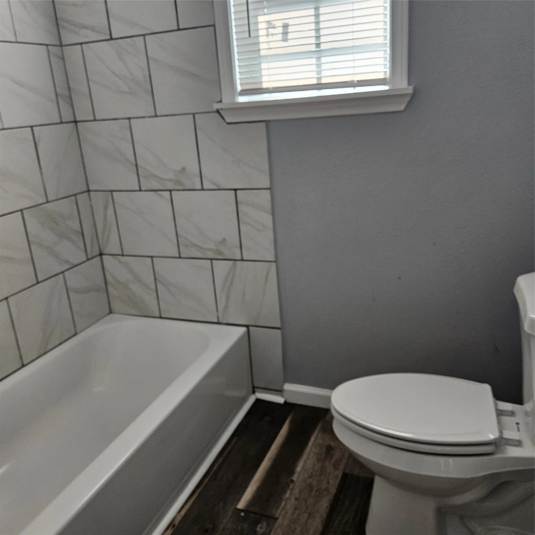 Single Family Residence For Rent in Hunt County , 4218 Stonewall Street, Greenville, Texas 75401, 2 Bedroom, 2 Bathroom, Garage spaces, 1,300 Sqft, built in 1940, mls#21418644, Real Estate Agent in Greenville, Homes For Rent in Hunt county, Homes For Rent in Greenville, Realtor in Greenville Texas, Real Estate Brokerage Independent Realty Texas, Luminita Cordes Realtor