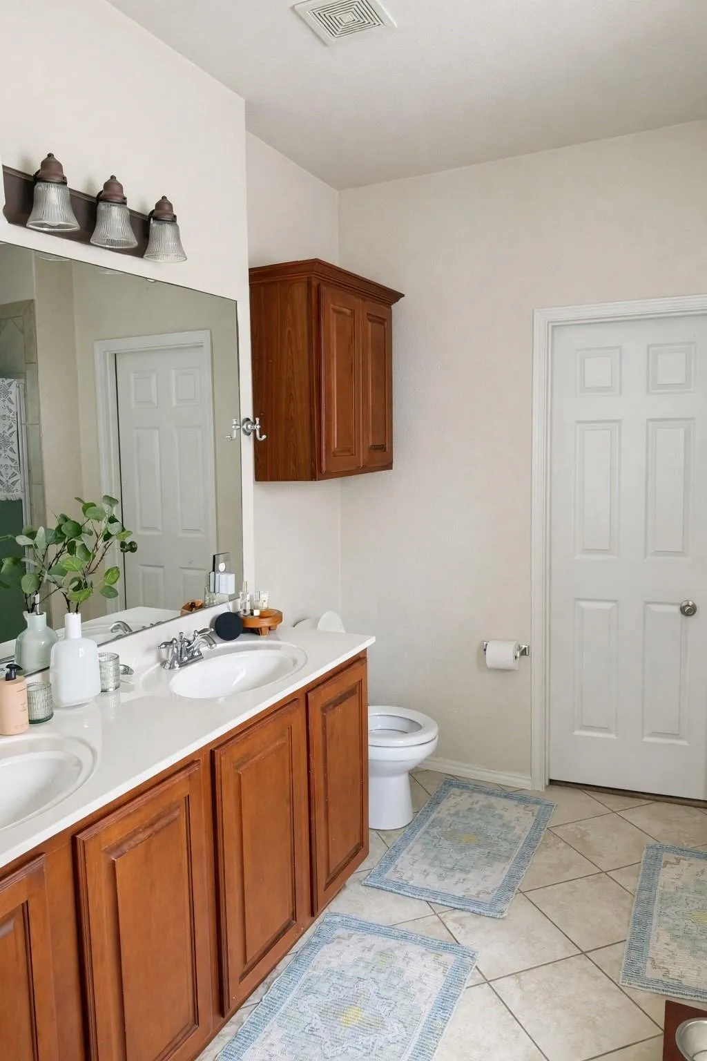 Single Family Residence For Sale in Denton County , 15712 Ringdove Court, Fort Worth, Texas 76262, 4 Bedroom, 3 Bathroom, 2 Garage spaces, 2,912 Sqft, built in 2007, mls#21418646, Real Estate Agent in Fort Worth, Homes For Sale in Denton county, Homes For Sale in Fort Worth, Realtor in Fort Worth Texas, Real Estate Brokerage Independent Realty Texas, Luminita Cordes Realtor