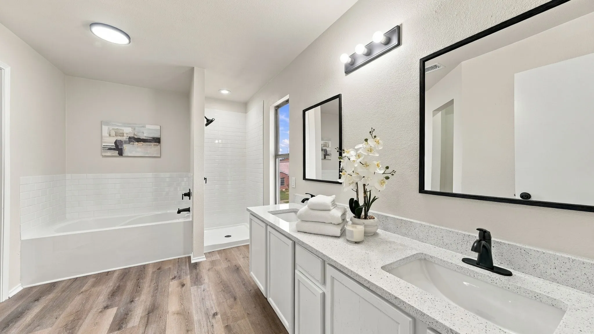 Single Family Residence For Sale in Tarrant County , 7007 Bridlewood Drive, Arlington, Texas 76002, 4 Bedroom, 3 Bathroom, 2 Garage spaces, 2,040 Sqft, built in 1999, mls#21418691, Real Estate Agent in Arlington, Homes For Sale in Tarrant county, Homes For Sale in Arlington, Realtor in Arlington Texas, Real Estate Brokerage Independent Realty Texas, Luminita Cordes Realtor