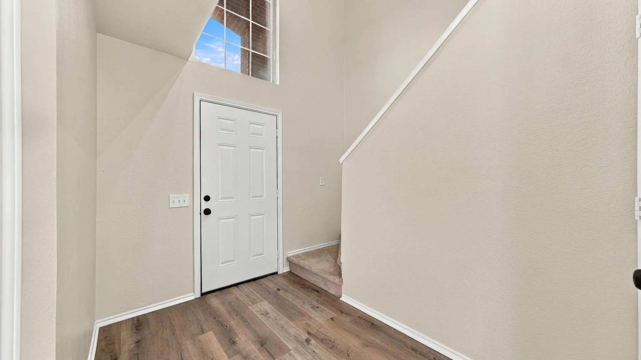 Single Family Residence For Sale in Tarrant County , 7007 Bridlewood Drive, Arlington, Texas 76002, 4 Bedroom, 3 Bathroom, 2 Garage spaces, 2,040 Sqft, built in 1999, mls#21418691, Real Estate Agent in Arlington, Homes For Sale in Tarrant county, Homes For Sale in Arlington, Realtor in Arlington Texas, Real Estate Brokerage Independent Realty Texas, Luminita Cordes Realtor