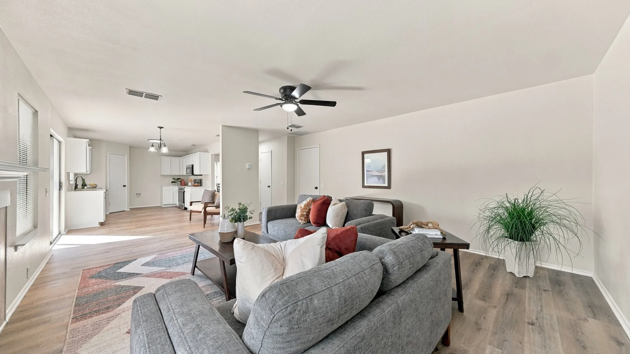 Single Family Residence For Sale in Tarrant County , 7007 Bridlewood Drive, Arlington, Texas 76002, 4 Bedroom, 3 Bathroom, 2 Garage spaces, 2,040 Sqft, built in 1999, mls#21418691, Real Estate Agent in Arlington, Homes For Sale in Tarrant county, Homes For Sale in Arlington, Realtor in Arlington Texas, Real Estate Brokerage Independent Realty Texas, Luminita Cordes Realtor