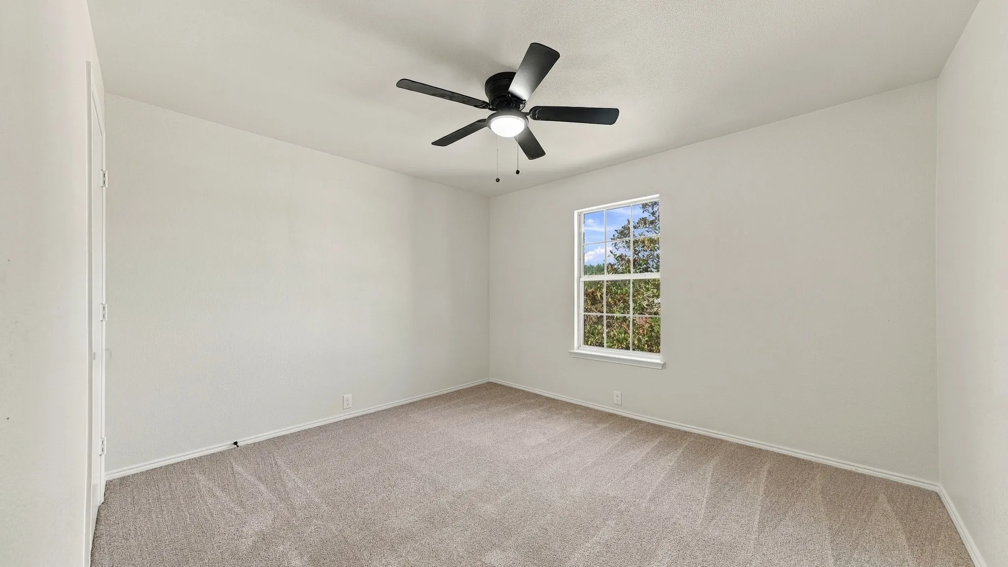 Single Family Residence For Sale in Tarrant County , 7007 Bridlewood Drive, Arlington, Texas 76002, 4 Bedroom, 3 Bathroom, 2 Garage spaces, 2,040 Sqft, built in 1999, mls#21418691, Real Estate Agent in Arlington, Homes For Sale in Tarrant county, Homes For Sale in Arlington, Realtor in Arlington Texas, Real Estate Brokerage Independent Realty Texas, Luminita Cordes Realtor