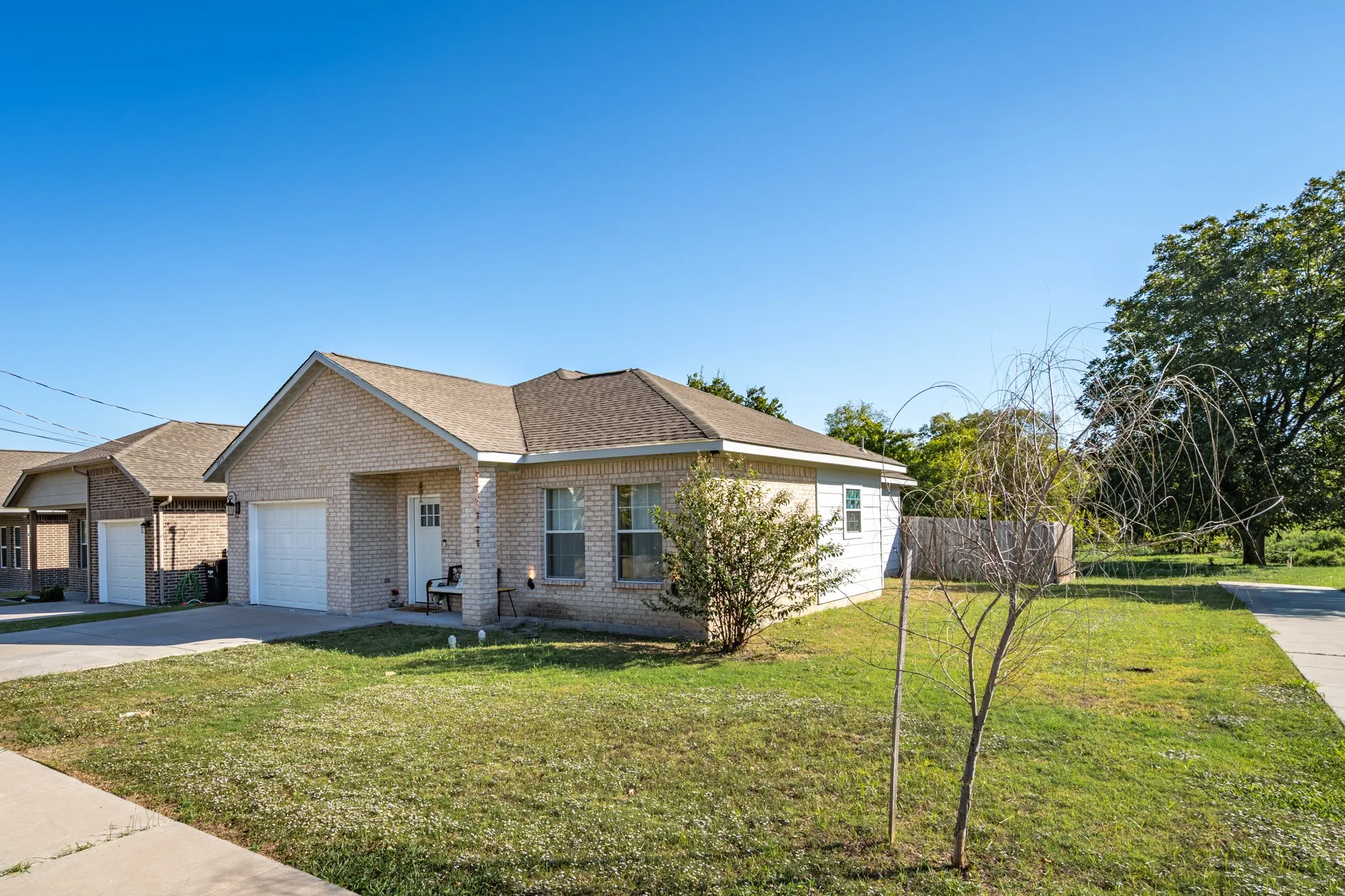 Single Family Residence For Sale in Hunt County , 3315 Pickett Street, Greenville, Texas 75401, 3 Bedroom, 2 Bathroom, 1 Garage spaces, 1,439 Sqft, built in 2022, mls#21415484, Real Estate Agent in Greenville, Homes For Sale in Hunt county, Homes For Sale in Greenville, Realtor in Greenville Texas, Real Estate Brokerage Independent Realty Texas, Luminita Cordes Realtor