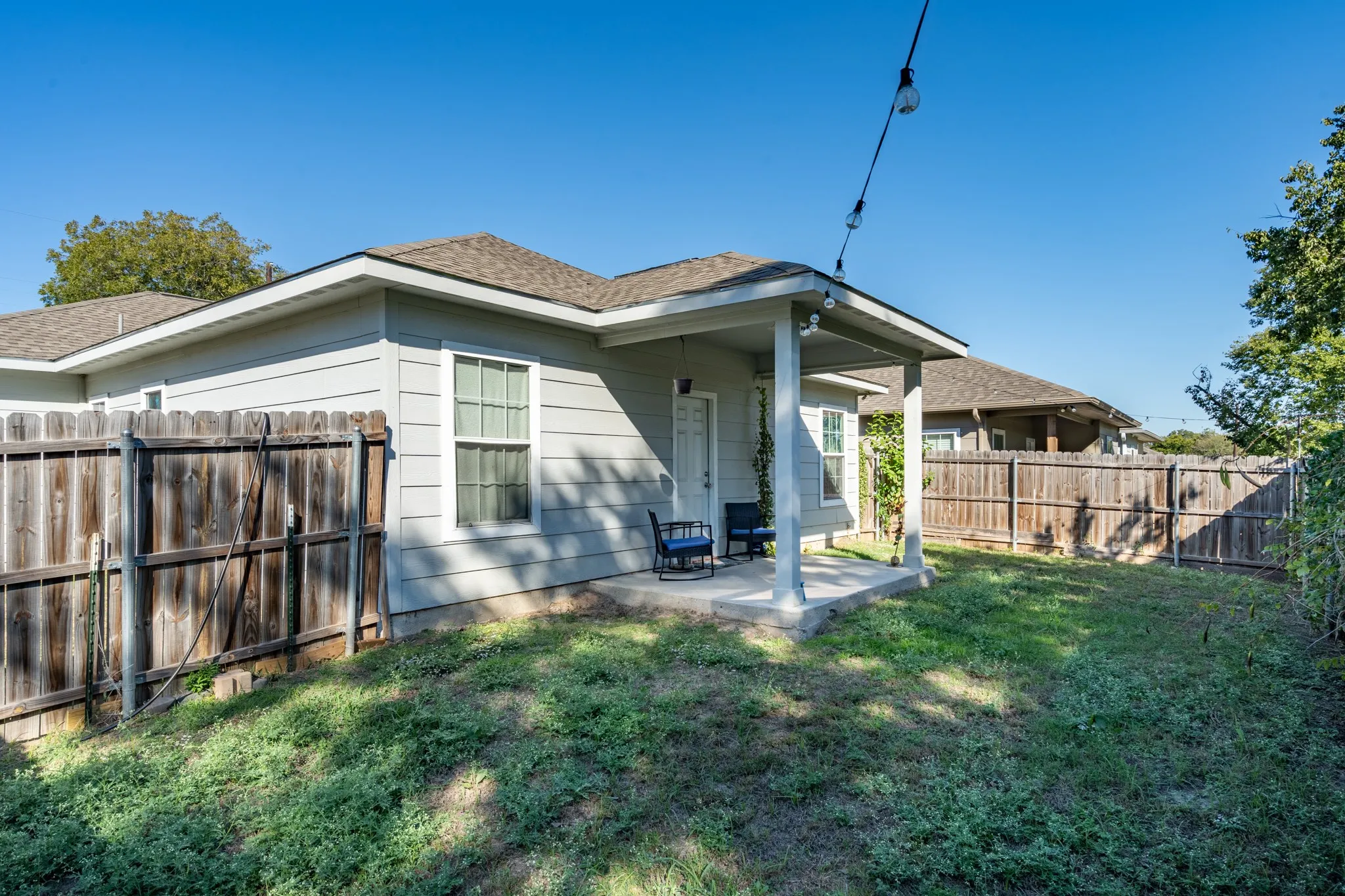 Single Family Residence For Sale in Hunt County , 3315 Pickett Street, Greenville, Texas 75401, 3 Bedroom, 2 Bathroom, 1 Garage spaces, 1,439 Sqft, built in 2022, mls#21415484, Real Estate Agent in Greenville, Homes For Sale in Hunt county, Homes For Sale in Greenville, Realtor in Greenville Texas, Real Estate Brokerage Independent Realty Texas, Luminita Cordes Realtor