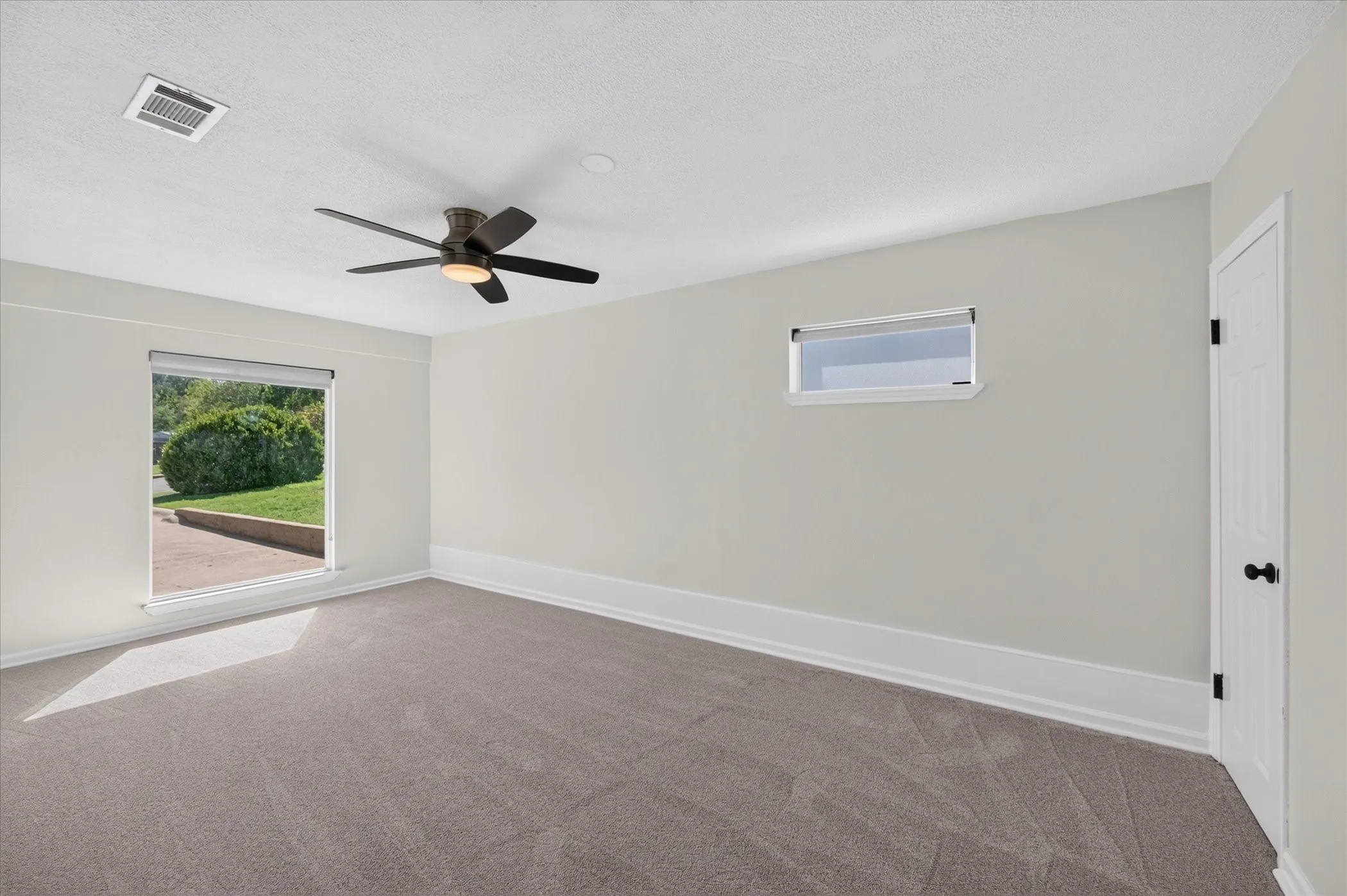 Single Family Residence For Sale in Dallas County , 721 Owensons Drive, Dallas, Texas 75224, 3 Bedroom, 2 Bathroom, Garage spaces, 1,648 Sqft, built in 1954, mls#21418320, Real Estate Agent in Dallas, Homes For Sale in Dallas county, Homes For Sale in Dallas, Realtor in Dallas Texas, Real Estate Brokerage Independent Realty Texas, Luminita Cordes Realtor