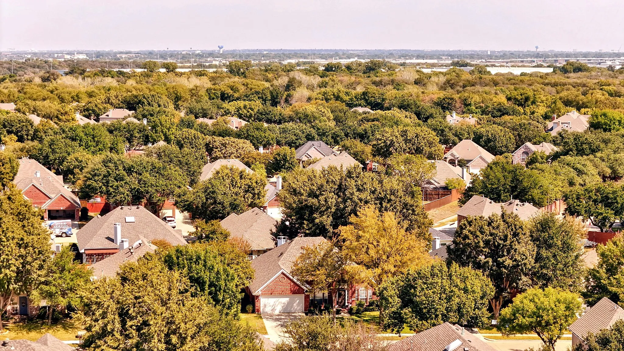 Single Family Residence For Sale in Dallas County , 10112 Norman Court, Irving, Texas 75063, 4 Bedroom, 2 Bathroom, 2 Garage spaces, 2,141 Sqft, built in 1994, mls#21411423, Real Estate Agent in Irving, Homes For Sale in Dallas county, Homes For Sale in Irving, Realtor in Irving Texas, Real Estate Brokerage Independent Realty Texas, Luminita Cordes Realtor