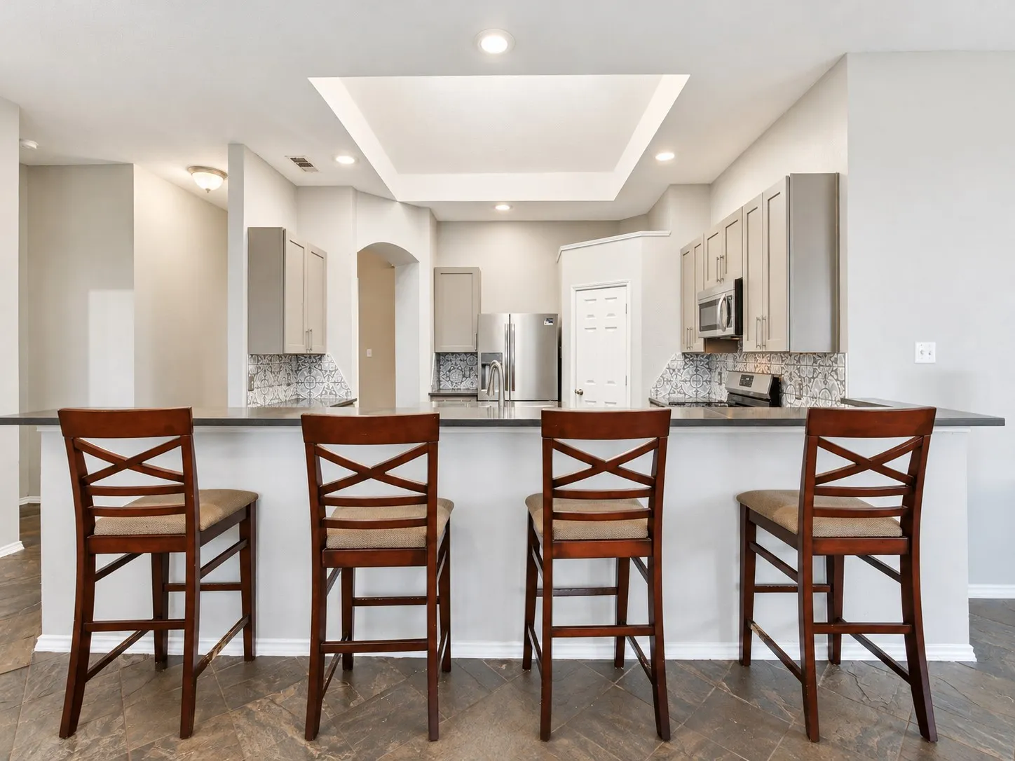 Single Family Residence For Sale in Dallas County , 10112 Norman Court, Irving, Texas 75063, 4 Bedroom, 2 Bathroom, 2 Garage spaces, 2,141 Sqft, built in 1994, mls#21411423, Real Estate Agent in Irving, Homes For Sale in Dallas county, Homes For Sale in Irving, Realtor in Irving Texas, Real Estate Brokerage Independent Realty Texas, Luminita Cordes Realtor