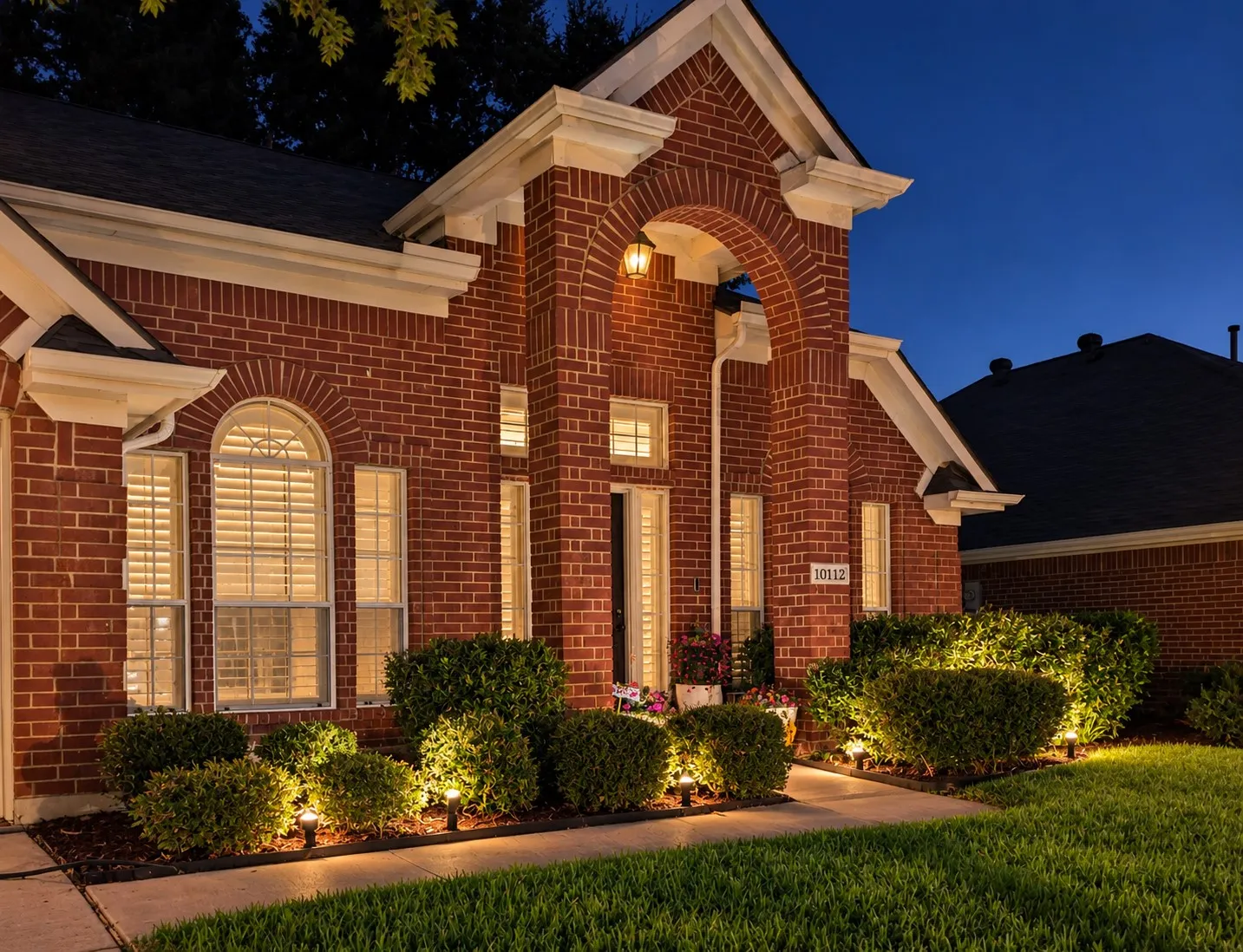 Single Family Residence For Sale in Dallas County , 10112 Norman Court, Irving, Texas 75063, 4 Bedroom, 2 Bathroom, 2 Garage spaces, 2,141 Sqft, built in 1994, mls#21411423, Real Estate Agent in Irving, Homes For Sale in Dallas county, Homes For Sale in Irving, Realtor in Irving Texas, Real Estate Brokerage Independent Realty Texas, Luminita Cordes Realtor