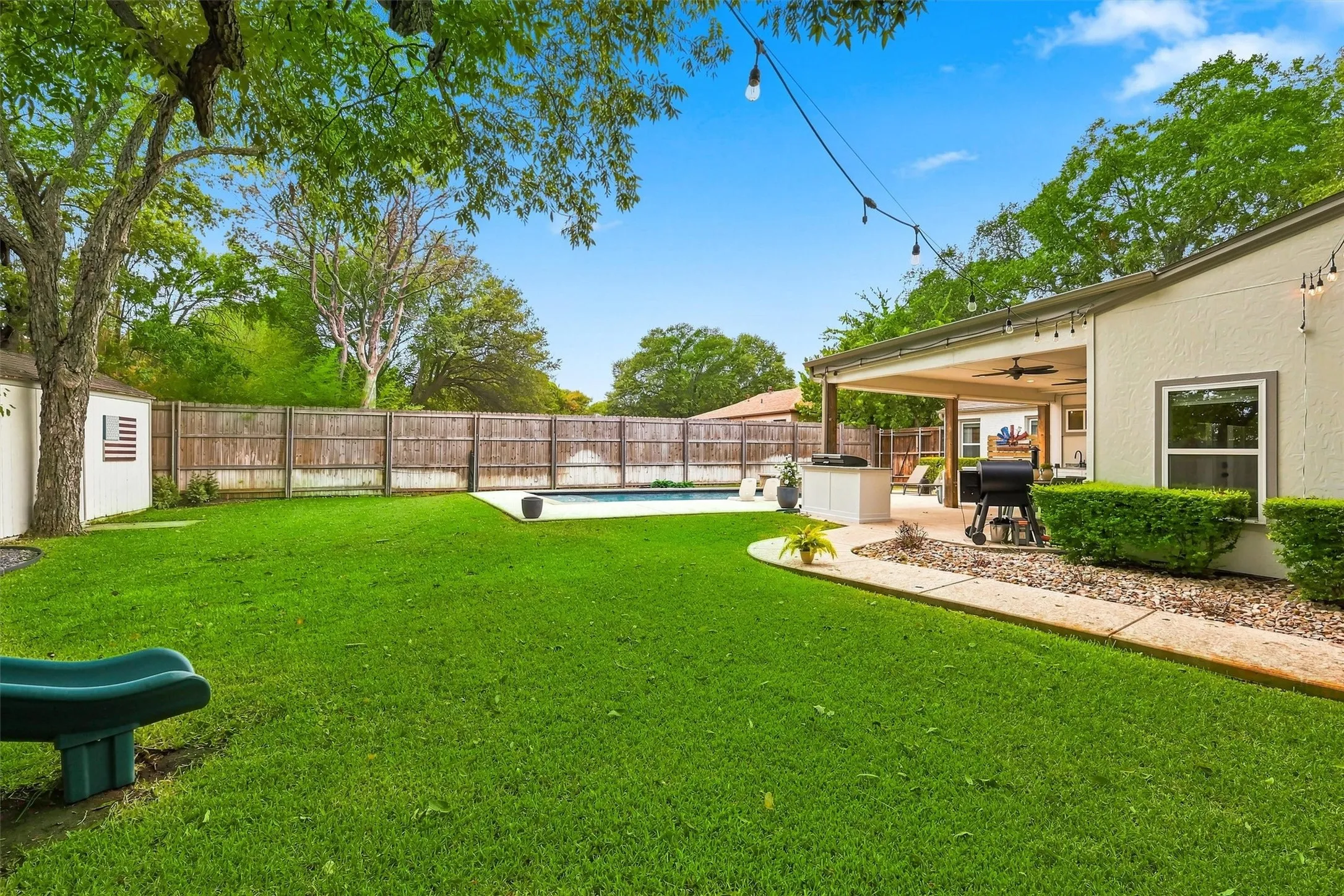 Single Family Residence For Sale in Tarrant County , 6387 Greenway Road, Fort Worth, Texas 76116, 4 Bedroom, 3 Bathroom, Garage spaces, 2,765 Sqft, built in 1950, mls#21418764, Real Estate Agent in Fort Worth, Homes For Sale in Tarrant county, Homes For Sale in Fort Worth, Realtor in Fort Worth Texas, Real Estate Brokerage Independent Realty Texas, Luminita Cordes Realtor