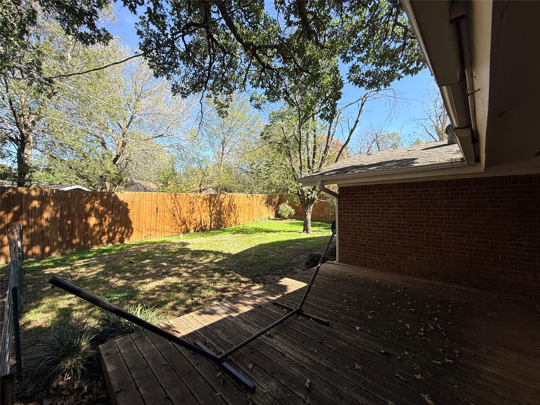 Single Family Residence For Sale in Young County , 1405 Thompson Drive, Graham, Texas 76450, 3 Bedroom, 2 Bathroom, 2 Garage spaces, 1,494 Sqft, built in 1959, mls#21418457, Real Estate Agent in Graham, Homes For Sale in Young county, Homes For Sale in Graham, Realtor in Graham Texas, Real Estate Brokerage Independent Realty Texas, Luminita Cordes Realtor