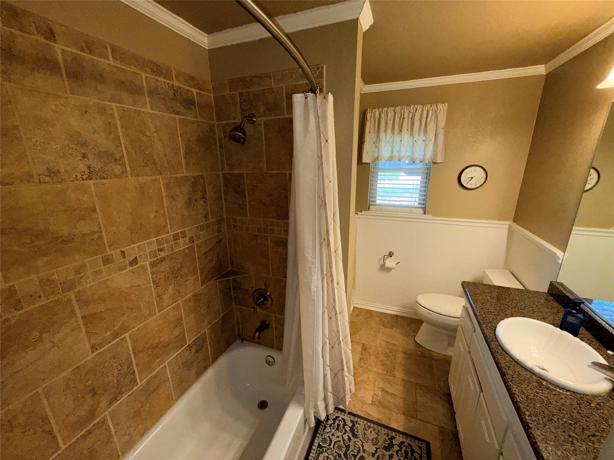 Single Family Residence For Sale in Young County , 1405 Thompson Drive, Graham, Texas 76450, 3 Bedroom, 2 Bathroom, 2 Garage spaces, 1,494 Sqft, built in 1959, mls#21418457, Real Estate Agent in Graham, Homes For Sale in Young county, Homes For Sale in Graham, Realtor in Graham Texas, Real Estate Brokerage Independent Realty Texas, Luminita Cordes Realtor