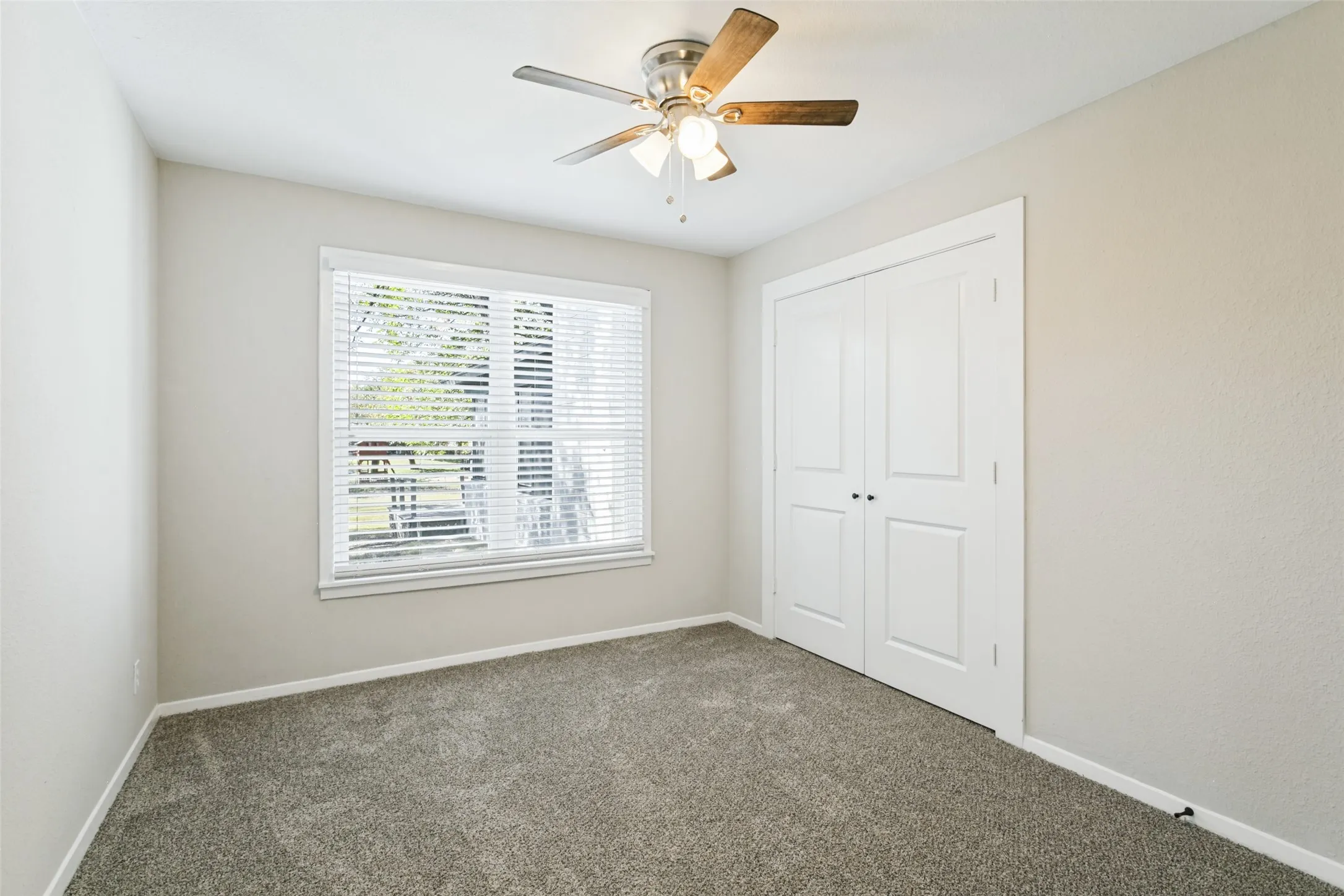 Single Family Residence For Sale in Tarrant County , 4333 Mackey Drive, North Richland Hills, Texas 76180, 4 Bedroom, 2 Bathroom, 2 Garage spaces, 1,914 Sqft, built in 1955, mls#21418868, Real Estate Agent in North Richland Hills, Homes For Sale in Tarrant county, Homes For Sale in North Richland Hills, Realtor in North Richland Hills Texas, Real Estate Brokerage Independent Realty Texas, Luminita Cordes Realtor