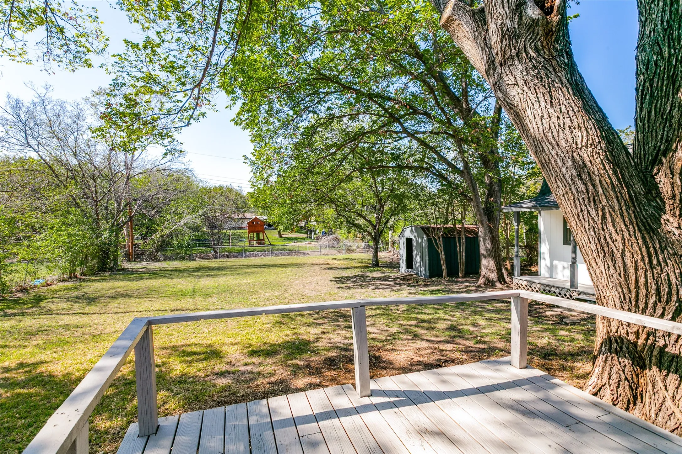 Single Family Residence For Sale in Tarrant County , 4333 Mackey Drive, North Richland Hills, Texas 76180, 4 Bedroom, 2 Bathroom, 2 Garage spaces, 1,914 Sqft, built in 1955, mls#21418868, Real Estate Agent in North Richland Hills, Homes For Sale in Tarrant county, Homes For Sale in North Richland Hills, Realtor in North Richland Hills Texas, Real Estate Brokerage Independent Realty Texas, Luminita Cordes Realtor