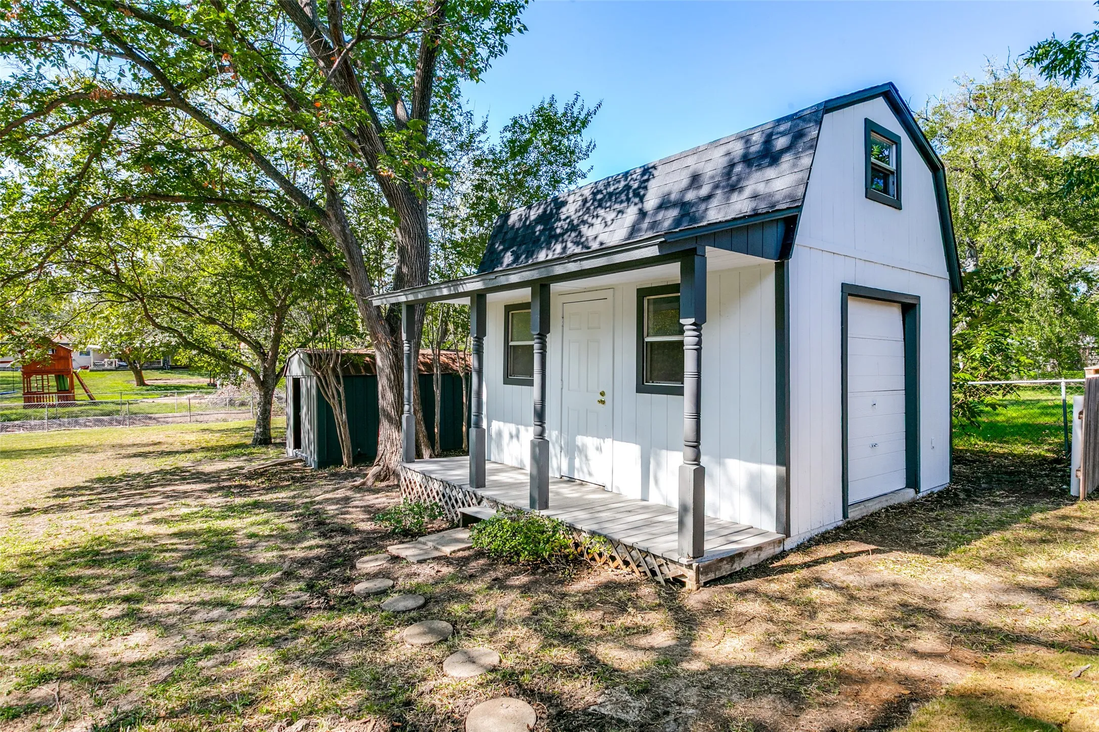 Single Family Residence For Sale in Tarrant County , 4333 Mackey Drive, North Richland Hills, Texas 76180, 4 Bedroom, 2 Bathroom, 2 Garage spaces, 1,914 Sqft, built in 1955, mls#21418868, Real Estate Agent in North Richland Hills, Homes For Sale in Tarrant county, Homes For Sale in North Richland Hills, Realtor in North Richland Hills Texas, Real Estate Brokerage Independent Realty Texas, Luminita Cordes Realtor
