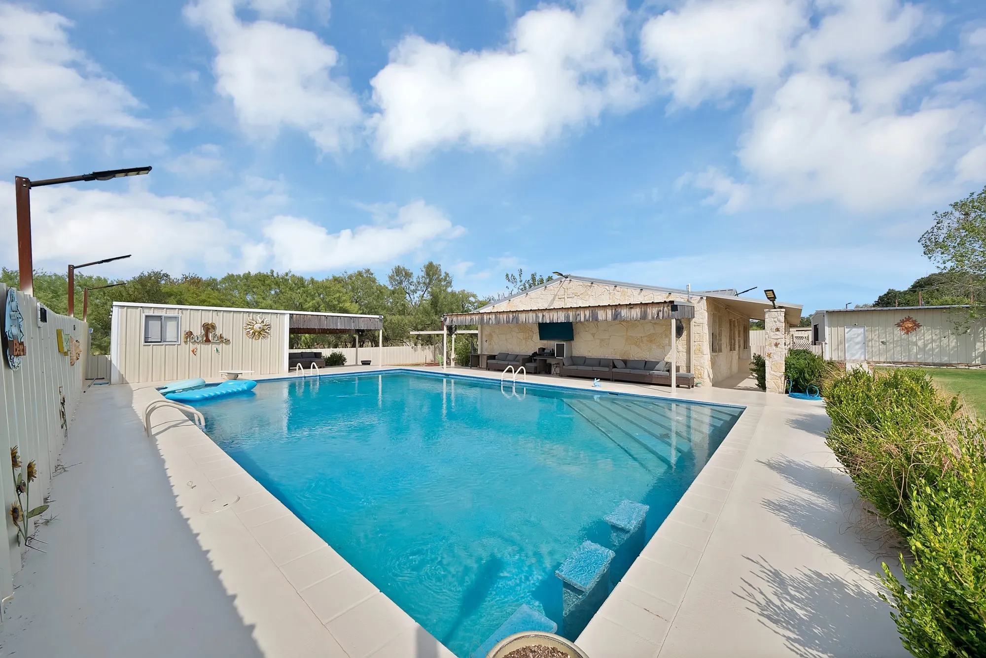 Triplex For Sale in Palo Pinto County , 462 Halsell Road, Mineral Wells, Texas 76067, 8 Bedroom, 9 Bathroom, 5 Garage spaces, 0 Sqft, built in 2008, mls#21418862, Real Estate Agent in Mineral Wells, Homes For Sale in Palo Pinto county, Homes For Sale in Mineral Wells, Realtor in Mineral Wells Texas, Real Estate Brokerage Independent Realty Texas, Luminita Cordes Realtor