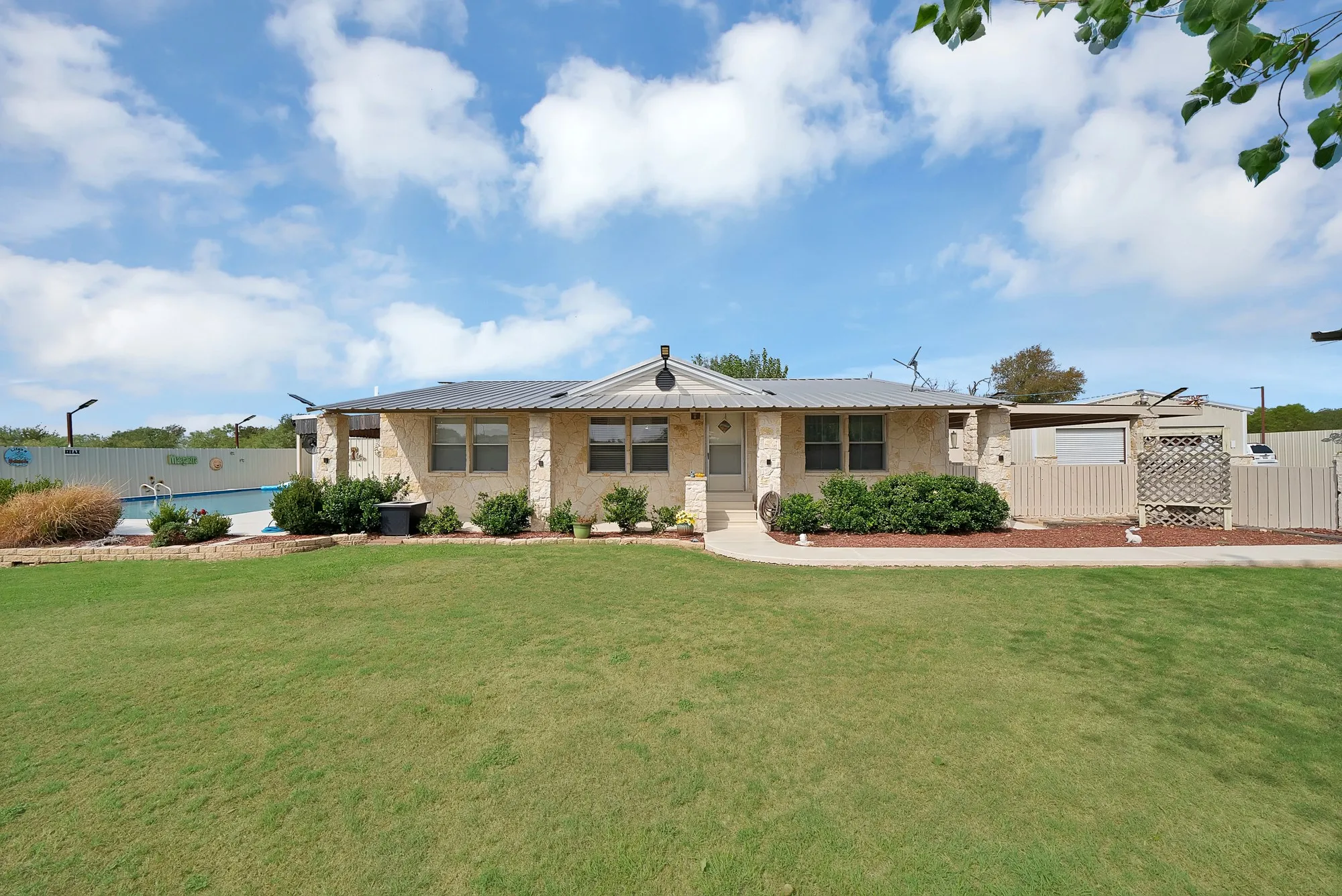 Triplex For Sale in Palo Pinto County , 462 Halsell Road, Mineral Wells, Texas 76067, 8 Bedroom, 9 Bathroom, 5 Garage spaces, 0 Sqft, built in 2008, mls#21418862, Real Estate Agent in Mineral Wells, Homes For Sale in Palo Pinto county, Homes For Sale in Mineral Wells, Realtor in Mineral Wells Texas, Real Estate Brokerage Independent Realty Texas, Luminita Cordes Realtor