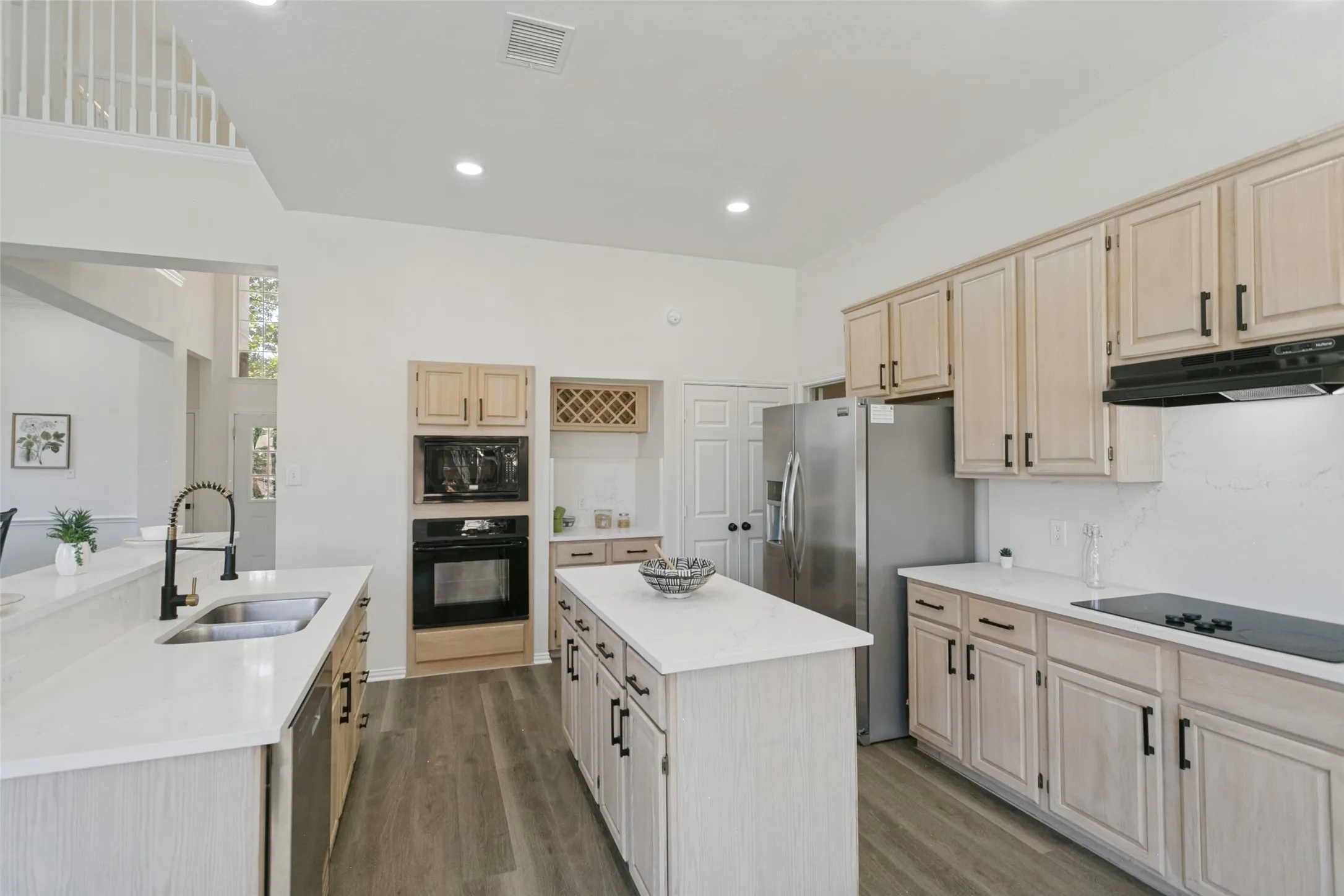 Single Family Residence For Rent in Collin County , 101 Fontana Court, Allen, Texas 75013, 3 Bedroom, 3 Bathroom, 2 Garage spaces, 2,197 Sqft, built in 1996, mls#21418854, Real Estate Agent in Allen, Homes For Rent in Collin county, Homes For Rent in Allen, Realtor in Allen Texas, Real Estate Brokerage Independent Realty Texas, Luminita Cordes Realtor
