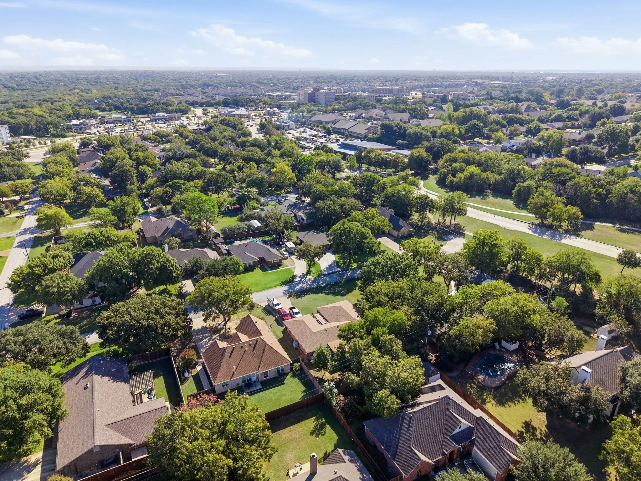 Single Family Residence For Sale in Denton County , 4614 Spruce Street, Flower Mound, Texas 75028, 3 Bedroom, 2 Bathroom, 2 Garage spaces, 1,875 Sqft, built in 1984, mls#21416957, Real Estate Agent in Flower Mound, Homes For Sale in Denton county, Homes For Sale in Flower Mound, Realtor in Flower Mound Texas, Real Estate Brokerage Independent Realty Texas, Luminita Cordes Realtor