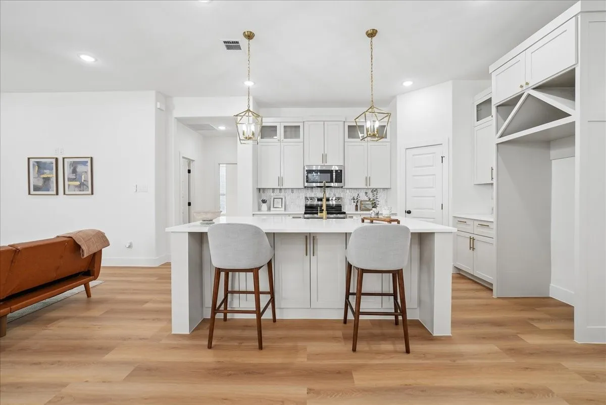 Single Family Residence For Sale in Tarrant County , 1125 Cleckler Avenue, Fort Worth, Texas 76111, 4 Bedroom, 2 Bathroom, 2 Garage spaces, 1,782 Sqft, built in 2026, mls#21419015, Real Estate Agent in Fort Worth, Homes For Sale in Tarrant county, Homes For Sale in Fort Worth, Realtor in Fort Worth Texas, Real Estate Brokerage Independent Realty Texas, Luminita Cordes Realtor