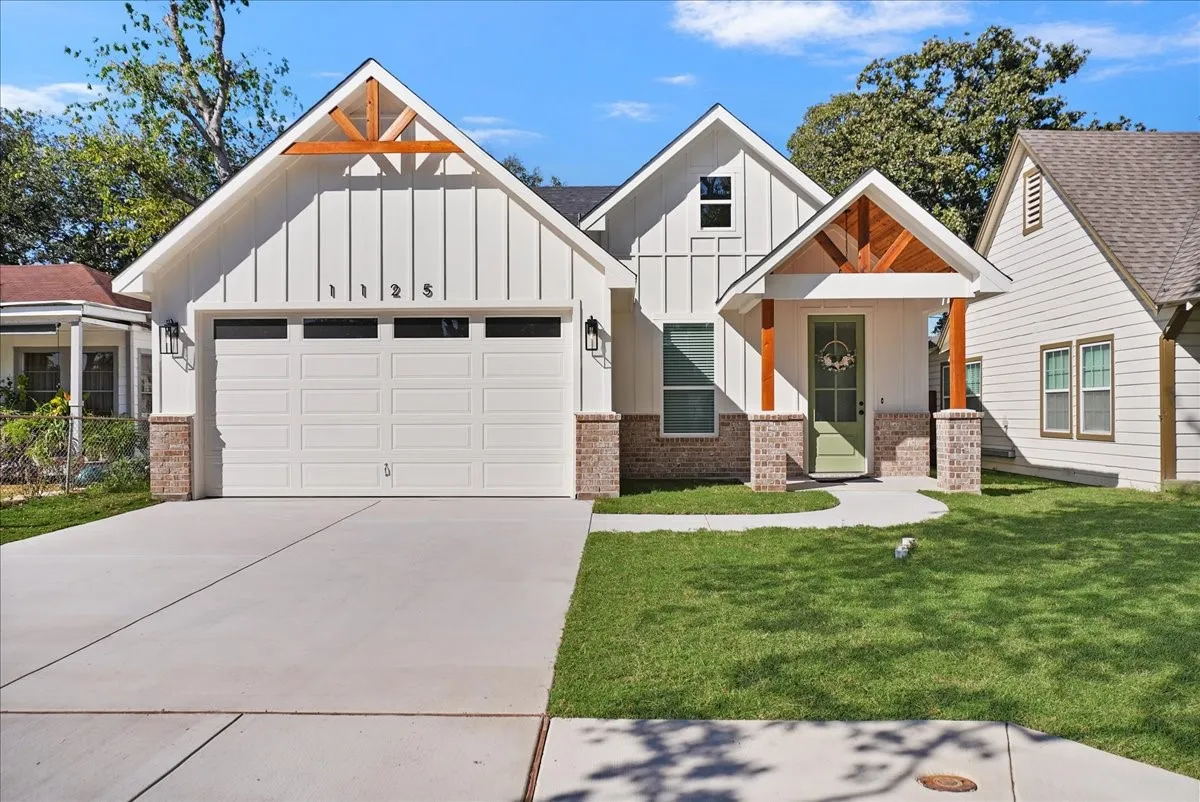 Single Family Residence For Sale in Tarrant County , 1125 Cleckler Avenue, Fort Worth, Texas 76111, 4 Bedroom, 2 Bathroom, 2 Garage spaces, 1,782 Sqft, built in 2026, mls#21419015, Real Estate Agent in Fort Worth, Homes For Sale in Tarrant county, Homes For Sale in Fort Worth, Realtor in Fort Worth Texas, Real Estate Brokerage Independent Realty Texas, Luminita Cordes Realtor