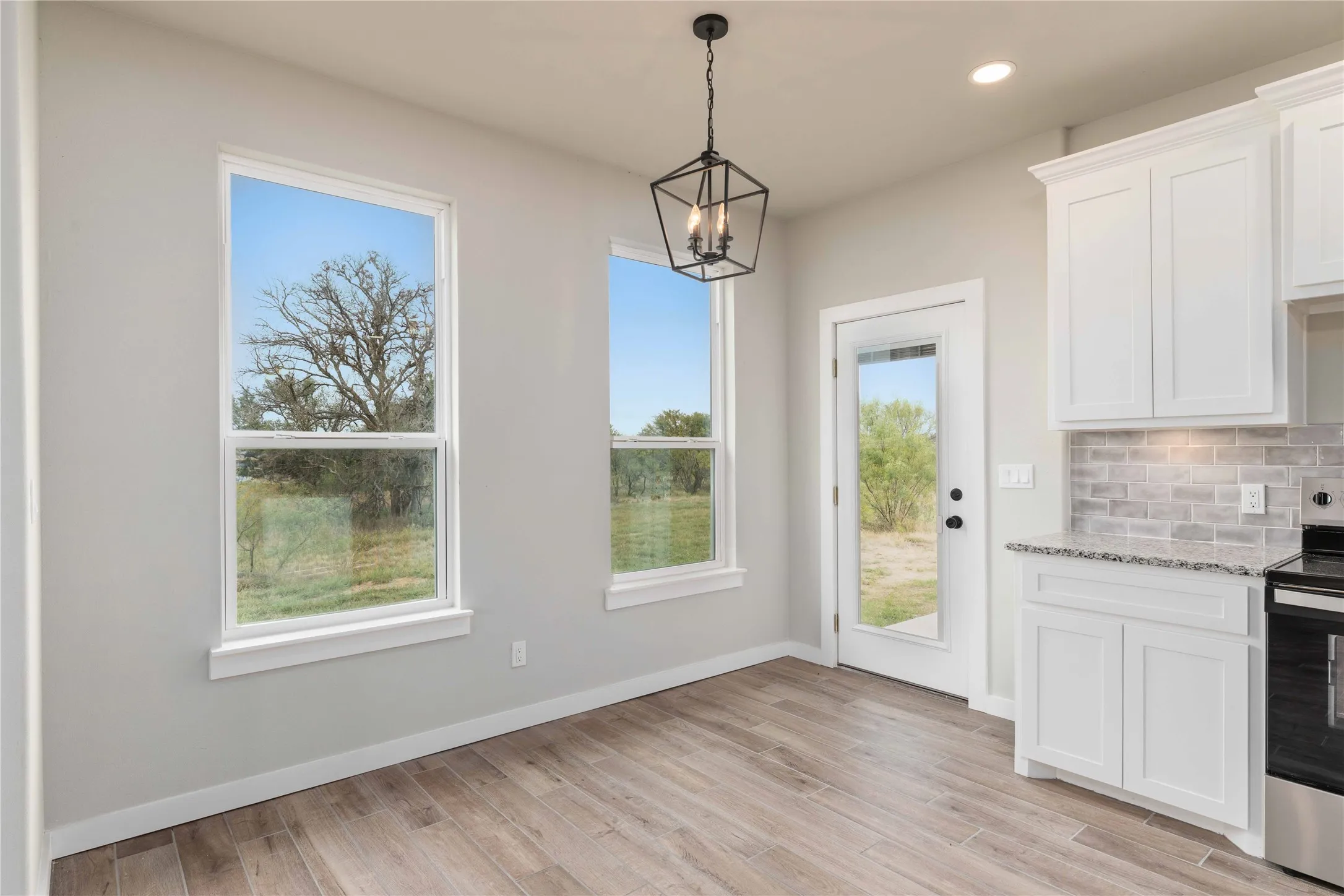 Single Family Residence For Sale in Brown County , 7605 Safe Harbor Drive, Brownwood, Texas 76801, 3 Bedroom, 2 Bathroom, 2 Garage spaces, 1,580 Sqft, built in 2023, mls#21399934, Real Estate Agent in Brownwood, Homes For Sale in Brown county, Homes For Sale in Brownwood, Realtor in Brownwood Texas, Real Estate Brokerage Independent Realty Texas, Luminita Cordes Realtor