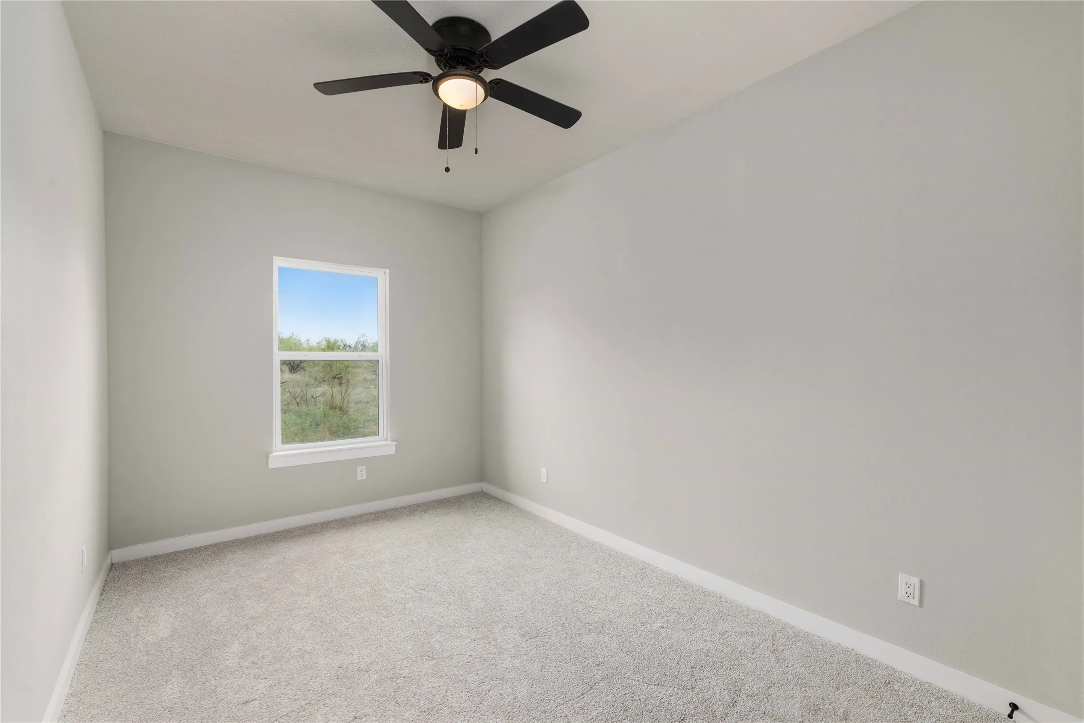 Single Family Residence For Sale in Brown County , 7605 Safe Harbor Drive, Brownwood, Texas 76801, 3 Bedroom, 2 Bathroom, 2 Garage spaces, 1,580 Sqft, built in 2023, mls#21399934, Real Estate Agent in Brownwood, Homes For Sale in Brown county, Homes For Sale in Brownwood, Realtor in Brownwood Texas, Real Estate Brokerage Independent Realty Texas, Luminita Cordes Realtor