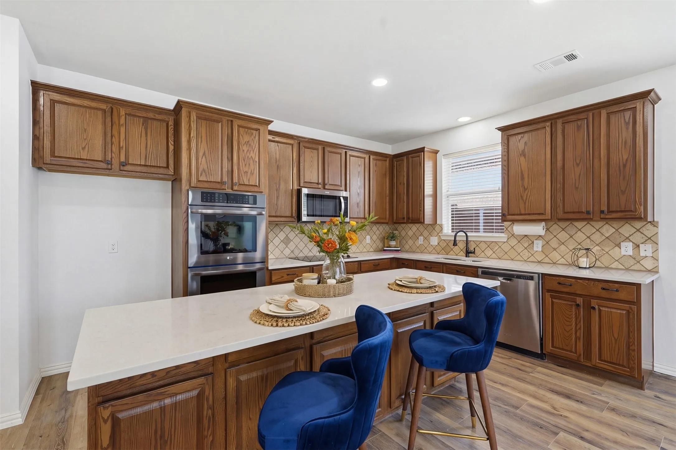 Single Family Residence For Sale in Tarrant County , 2311 Watercrest Drive, Keller, Texas 76248, 4 Bedroom, 3 Bathroom, 2 Garage spaces, 3,133 Sqft, built in 2002, mls#21417062, Real Estate Agent in Keller, Homes For Sale in Tarrant county, Homes For Sale in Keller, Realtor in Keller Texas, Real Estate Brokerage Independent Realty Texas, Luminita Cordes Realtor