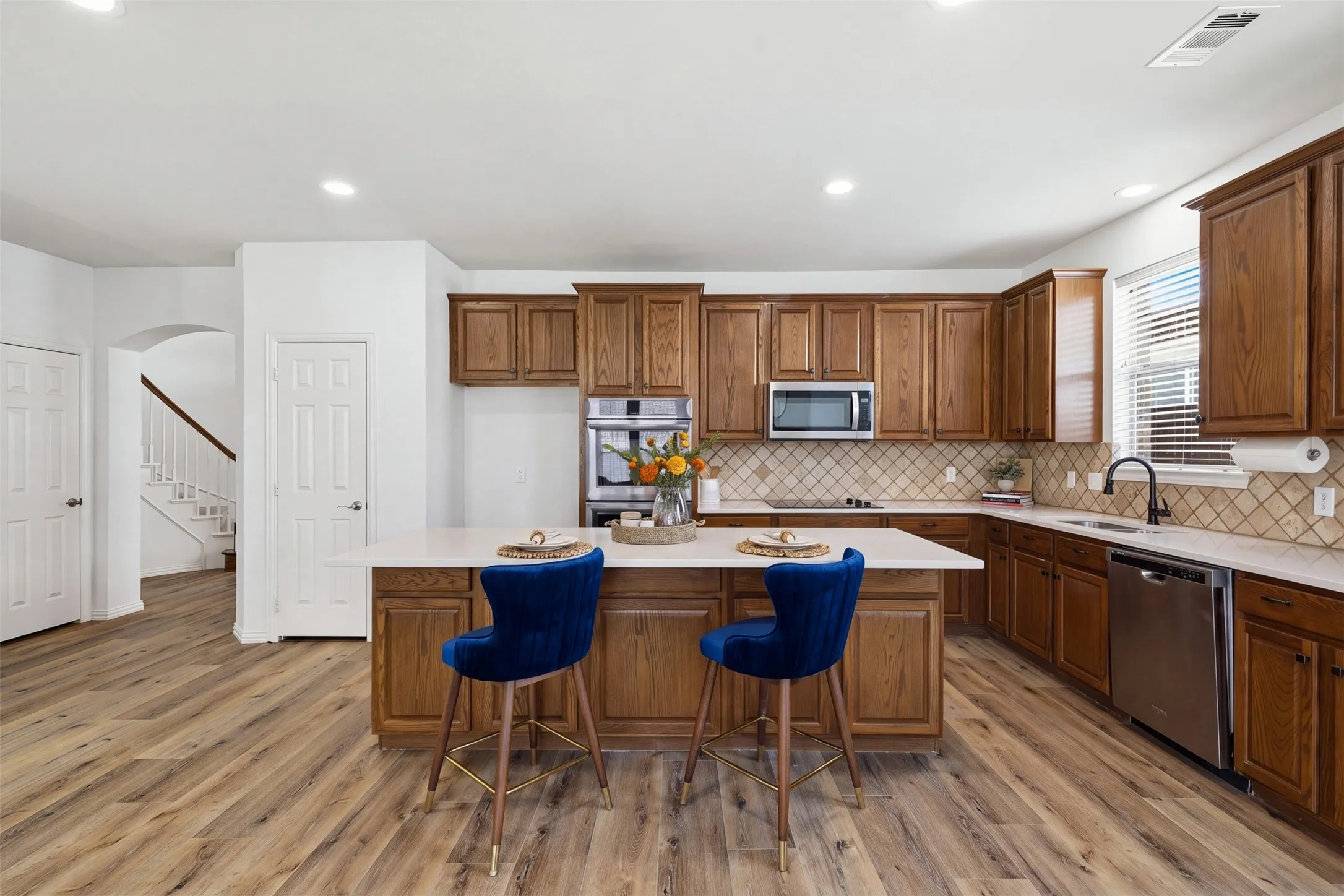 Single Family Residence For Sale in Tarrant County , 2311 Watercrest Drive, Keller, Texas 76248, 4 Bedroom, 3 Bathroom, 2 Garage spaces, 3,133 Sqft, built in 2002, mls#21417062, Real Estate Agent in Keller, Homes For Sale in Tarrant county, Homes For Sale in Keller, Realtor in Keller Texas, Real Estate Brokerage Independent Realty Texas, Luminita Cordes Realtor