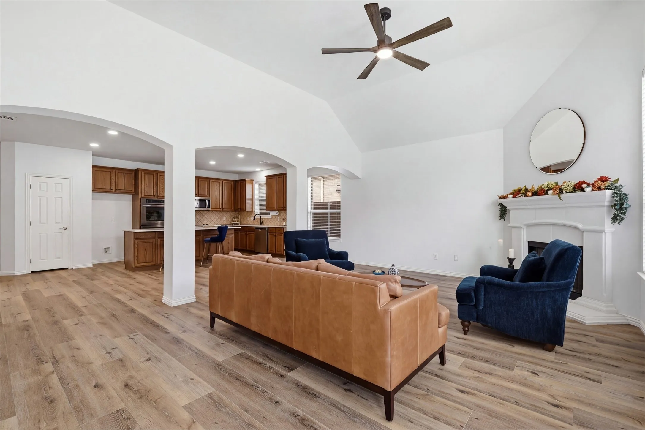 Single Family Residence For Sale in Tarrant County , 2311 Watercrest Drive, Keller, Texas 76248, 4 Bedroom, 3 Bathroom, 2 Garage spaces, 3,133 Sqft, built in 2002, mls#21417062, Real Estate Agent in Keller, Homes For Sale in Tarrant county, Homes For Sale in Keller, Realtor in Keller Texas, Real Estate Brokerage Independent Realty Texas, Luminita Cordes Realtor