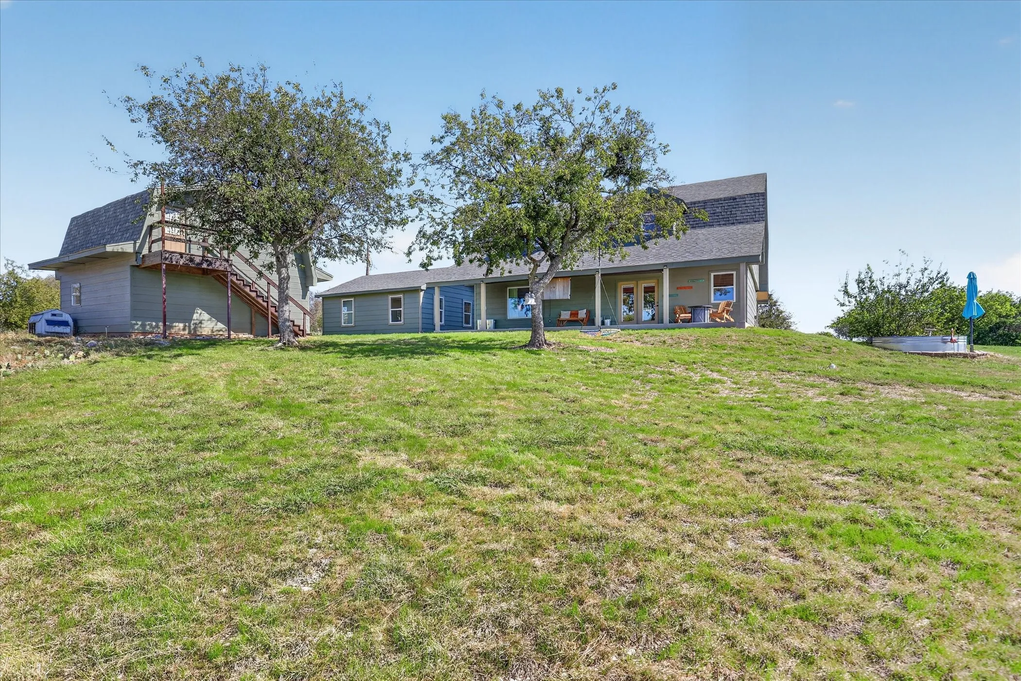 Single Family Residence For Sale in Hood County , 7600 Clearview Hills Court, Cresson, Texas 76035, 4 Bedroom, 3 Bathroom, Garage spaces, 2,781 Sqft, built in 2001, mls#21417528, Real Estate Agent in Cresson, Homes For Sale in Hood county, Homes For Sale in Cresson, Realtor in Cresson Texas, Real Estate Brokerage Independent Realty Texas, Luminita Cordes Realtor
