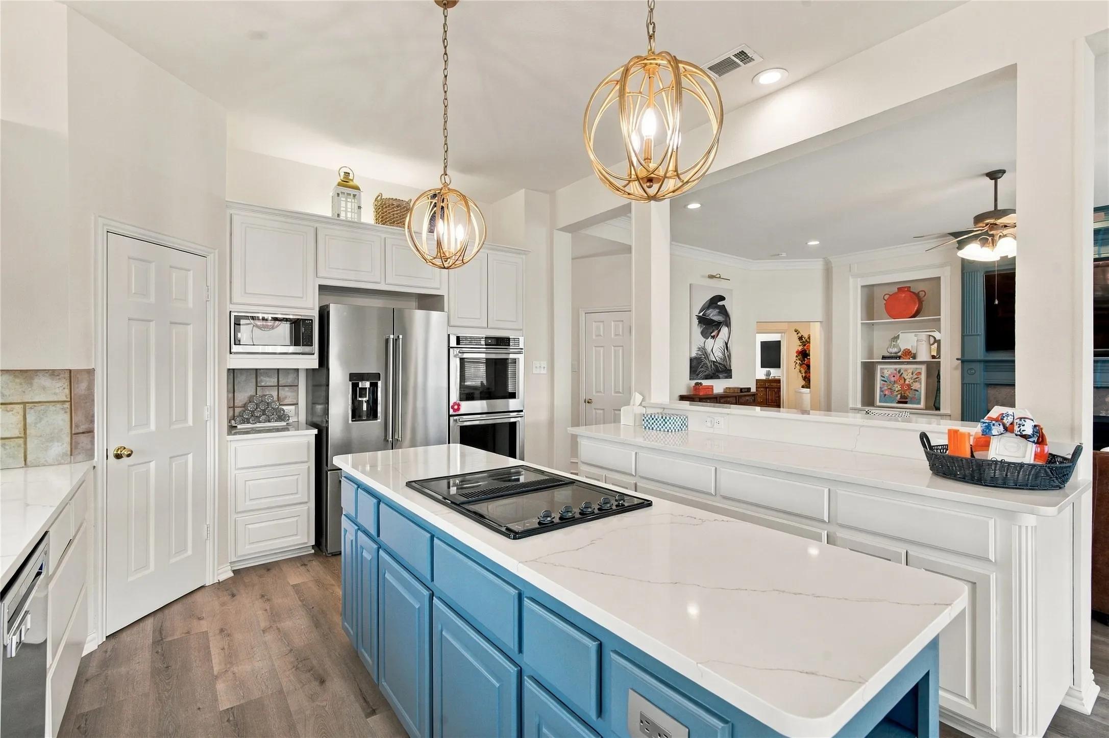 Single Family Residence For Sale in Denton County , 1428 Brookside Drive, Carrollton, Texas 75007, 5 Bedroom, 4 Bathroom, 3 Garage spaces, 4,080 Sqft, built in 1998, mls#21416437, Real Estate Agent in Carrollton, Homes For Sale in Denton county, Homes For Sale in Carrollton, Realtor in Carrollton Texas, Real Estate Brokerage Independent Realty Texas, Luminita Cordes Realtor