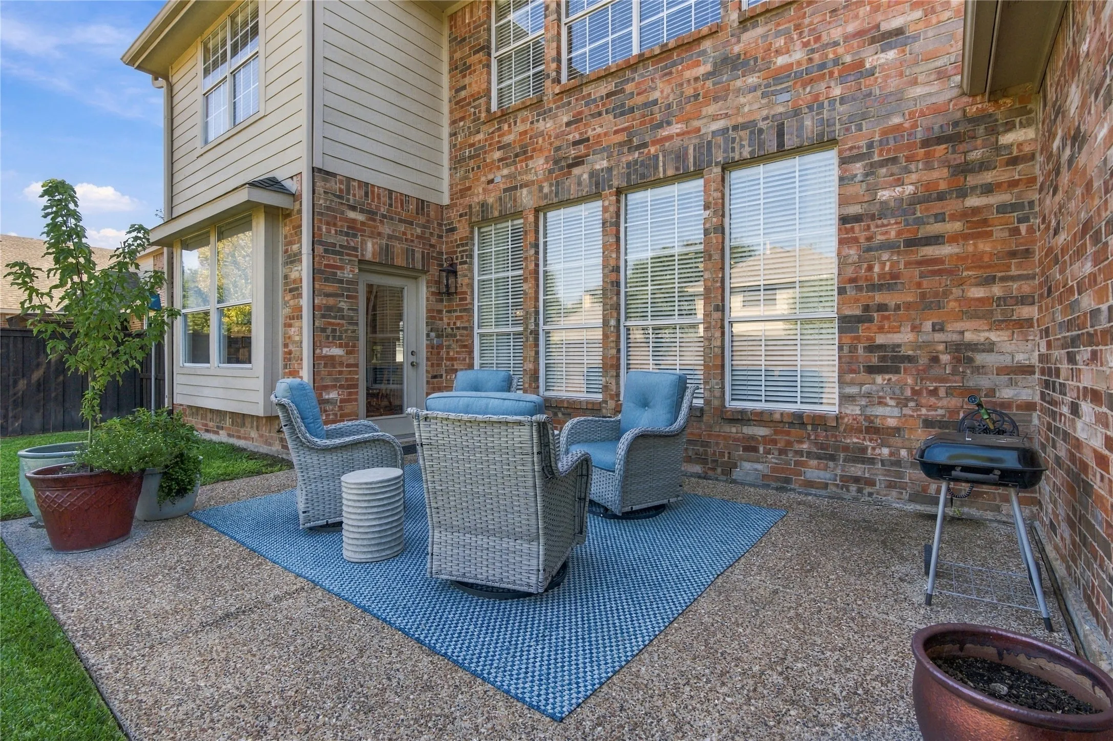 Single Family Residence For Sale in Denton County , 1428 Brookside Drive, Carrollton, Texas 75007, 5 Bedroom, 4 Bathroom, 3 Garage spaces, 4,080 Sqft, built in 1998, mls#21416437, Real Estate Agent in Carrollton, Homes For Sale in Denton county, Homes For Sale in Carrollton, Realtor in Carrollton Texas, Real Estate Brokerage Independent Realty Texas, Luminita Cordes Realtor