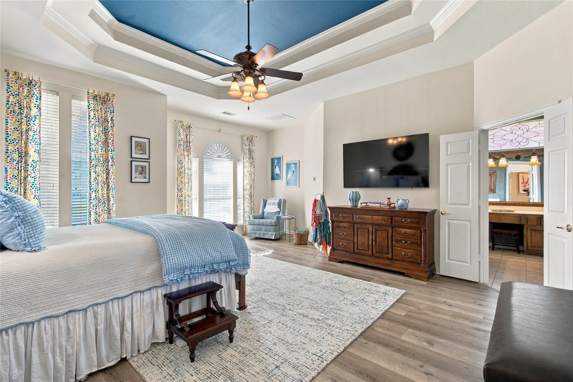 Single Family Residence For Sale in Denton County , 1428 Brookside Drive, Carrollton, Texas 75007, 5 Bedroom, 4 Bathroom, 3 Garage spaces, 4,080 Sqft, built in 1998, mls#21416437, Real Estate Agent in Carrollton, Homes For Sale in Denton county, Homes For Sale in Carrollton, Realtor in Carrollton Texas, Real Estate Brokerage Independent Realty Texas, Luminita Cordes Realtor