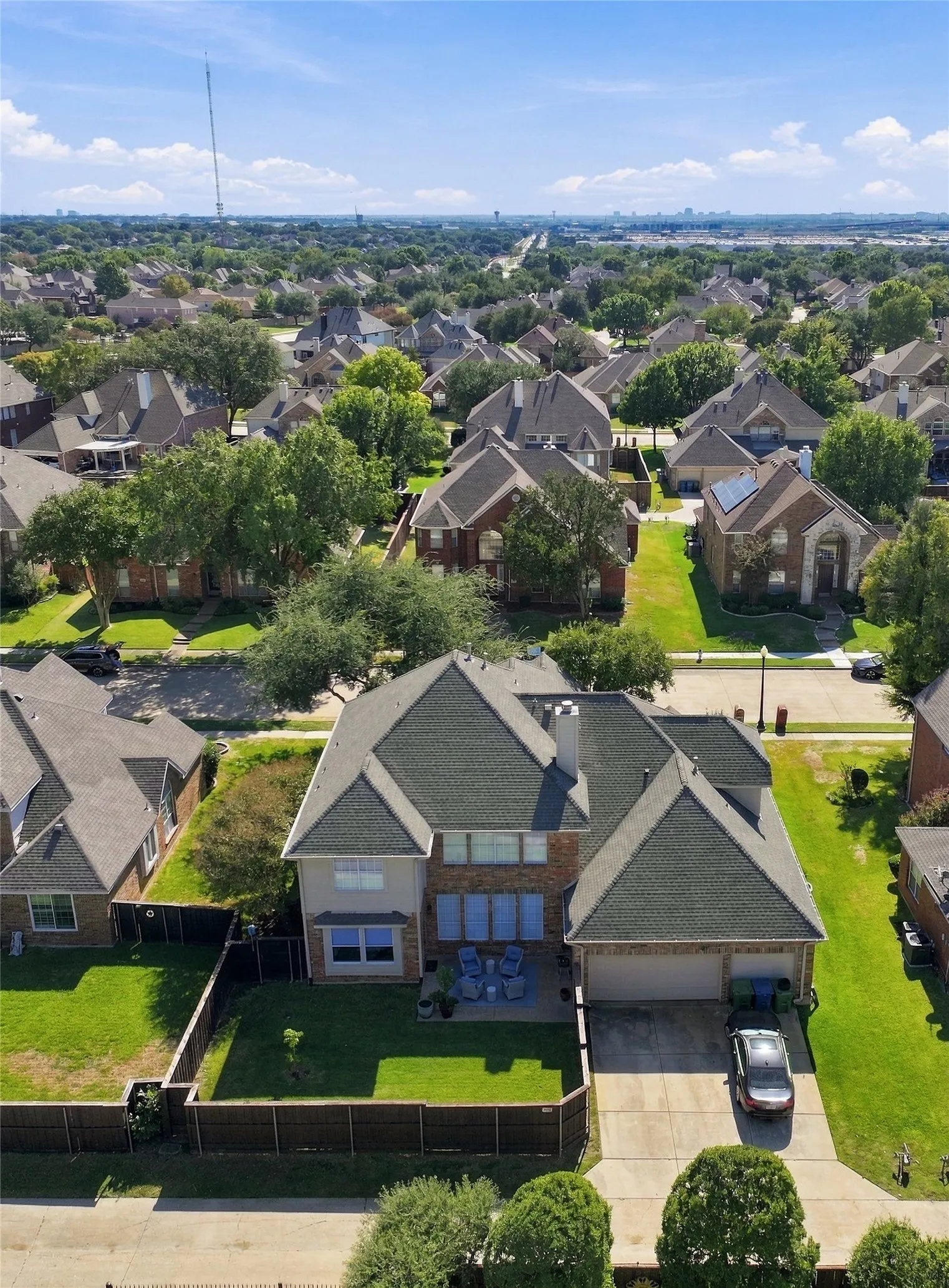 Single Family Residence For Sale in Denton County , 1428 Brookside Drive, Carrollton, Texas 75007, 5 Bedroom, 4 Bathroom, 3 Garage spaces, 4,080 Sqft, built in 1998, mls#21416437, Real Estate Agent in Carrollton, Homes For Sale in Denton county, Homes For Sale in Carrollton, Realtor in Carrollton Texas, Real Estate Brokerage Independent Realty Texas, Luminita Cordes Realtor