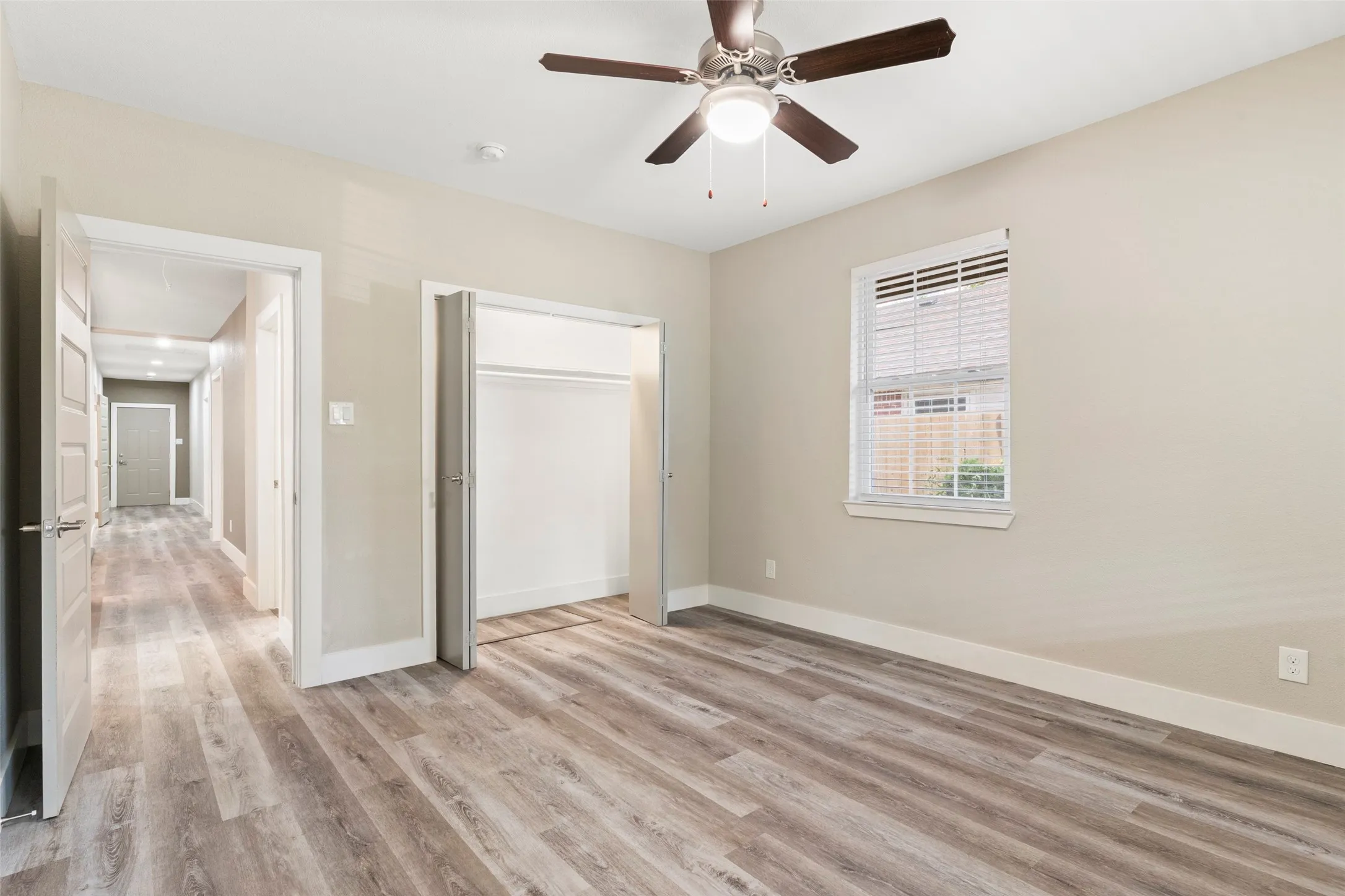 Single Family Residence For Rent in Dallas County , 604 S Fitzhugh Avenue, Dallas, Texas 75223, 4 Bedroom, 3 Bathroom, Garage spaces, 1,867 Sqft, built in 1925, mls#21418491, Real Estate Agent in Dallas, Homes For Rent in Dallas county, Homes For Rent in Dallas, Realtor in Dallas Texas, Real Estate Brokerage Independent Realty Texas, Luminita Cordes Realtor