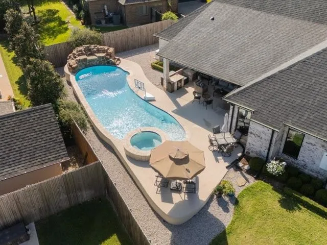Single Family Residence For Sale in Smith County , 6528 Emory Court, Tyler, Texas 75703, 5 Bedroom, 5 Bathroom, 3 Garage spaces, 4,000 Sqft, built in 2017, mls#21419193, Real Estate Agent in Tyler, Homes For Sale in Smith county, Homes For Sale in Tyler, Realtor in Tyler Texas, Real Estate Brokerage Independent Realty Texas, Luminita Cordes Realtor