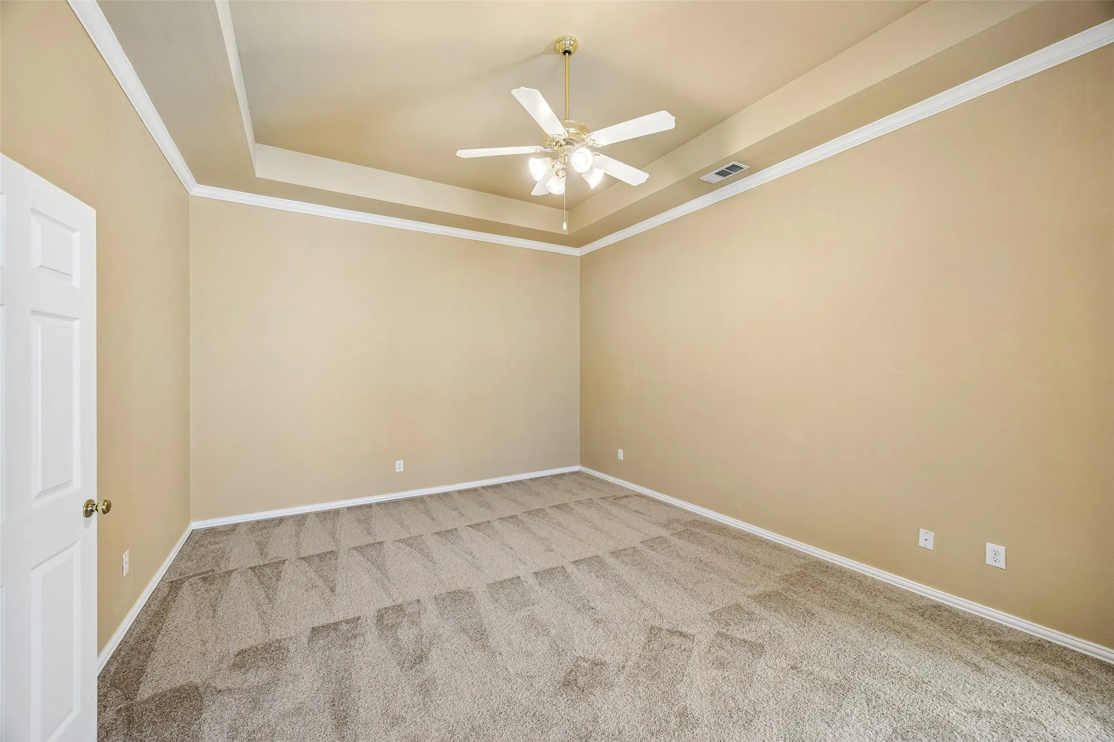 Single Family Residence For Rent in Denton County , 1645 Castle Pines Drive, Frisco, Texas 75036, 3 Bedroom, 2 Bathroom, 2 Garage spaces, 2,212 Sqft, built in 2000, mls#21416428, Real Estate Agent in Frisco, Homes For Rent in Denton county, Homes For Rent in Frisco, Realtor in Frisco Texas, Real Estate Brokerage Independent Realty Texas, Luminita Cordes Realtor