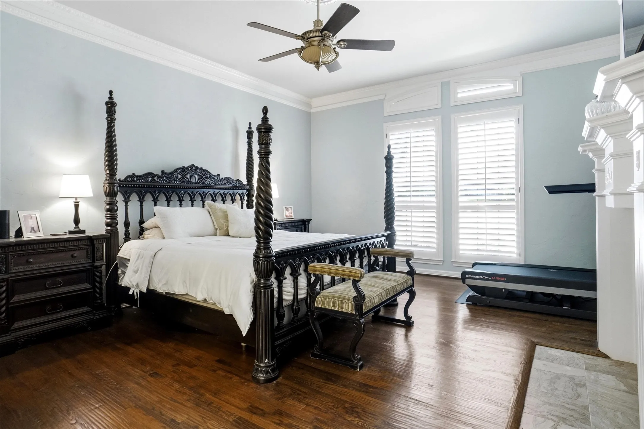 Single Family Residence For Sale in Tarrant County , 4303 Hidden Valley Court, Colleyville, Texas 76034, 4 Bedroom, 5 Bathroom, 3 Garage spaces, 4,124 Sqft, built in 1986, mls#21418437, Real Estate Agent in Colleyville, Homes For Sale in Tarrant county, Homes For Sale in Colleyville, Realtor in Colleyville Texas, Real Estate Brokerage Independent Realty Texas, Luminita Cordes Realtor