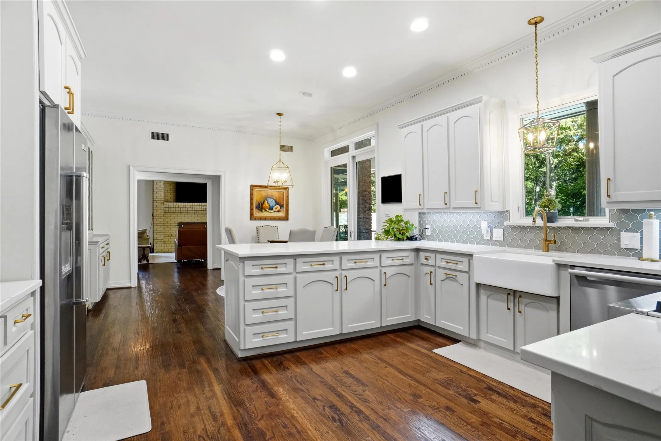 Single Family Residence For Sale in Tarrant County , 4303 Hidden Valley Court, Colleyville, Texas 76034, 4 Bedroom, 5 Bathroom, 3 Garage spaces, 4,124 Sqft, built in 1986, mls#21418437, Real Estate Agent in Colleyville, Homes For Sale in Tarrant county, Homes For Sale in Colleyville, Realtor in Colleyville Texas, Real Estate Brokerage Independent Realty Texas, Luminita Cordes Realtor