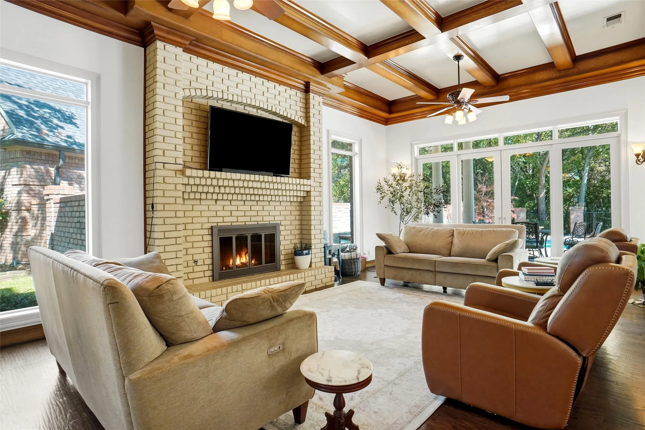 Single Family Residence For Sale in Tarrant County , 4303 Hidden Valley Court, Colleyville, Texas 76034, 4 Bedroom, 5 Bathroom, 3 Garage spaces, 4,124 Sqft, built in 1986, mls#21418437, Real Estate Agent in Colleyville, Homes For Sale in Tarrant county, Homes For Sale in Colleyville, Realtor in Colleyville Texas, Real Estate Brokerage Independent Realty Texas, Luminita Cordes Realtor